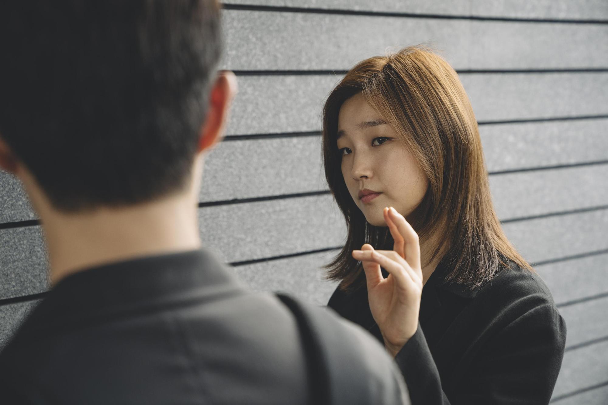 《寄生上流》以勢如破竹之勢進入奧斯卡最佳國際電影10強。(CatchPlay提供)