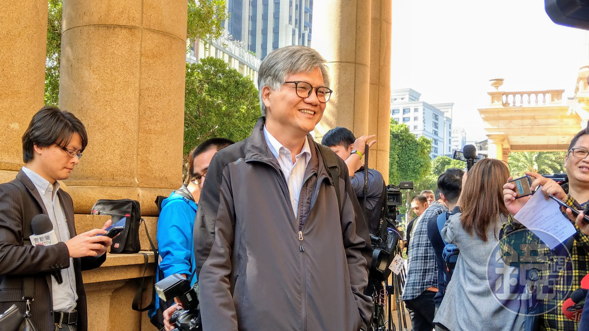 去年與丁守中、柯文哲競選台北市長的吳萼洋表示,還好丁守中敗訴,否則重選也很累。