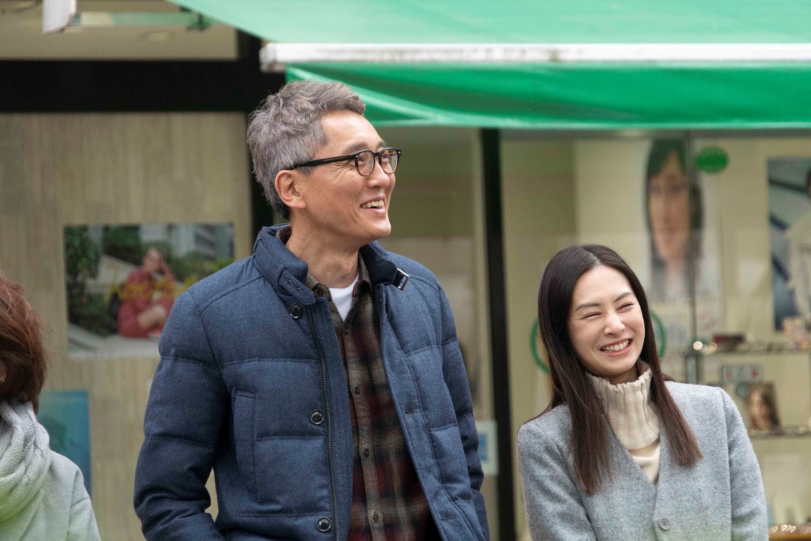 松重豐（左）及北川景子（右）在新片《添好孕》踏上艱辛的求子路。（天馬行空提供）