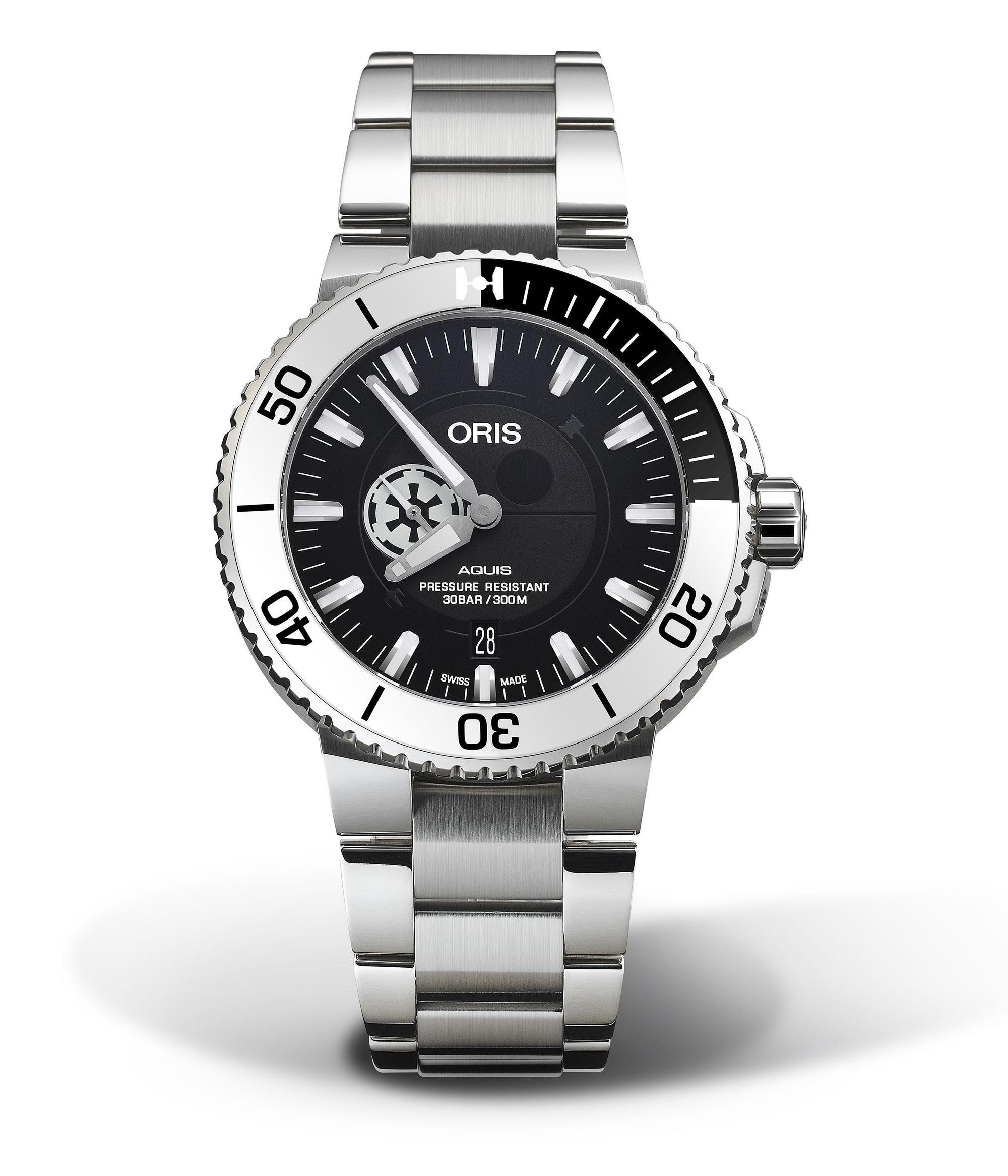 ORIS Star Wars Stormtrooper聯名限量款,全球限量1,300只,搭配不鏽鋼鏈帶,定價NT$75,000。