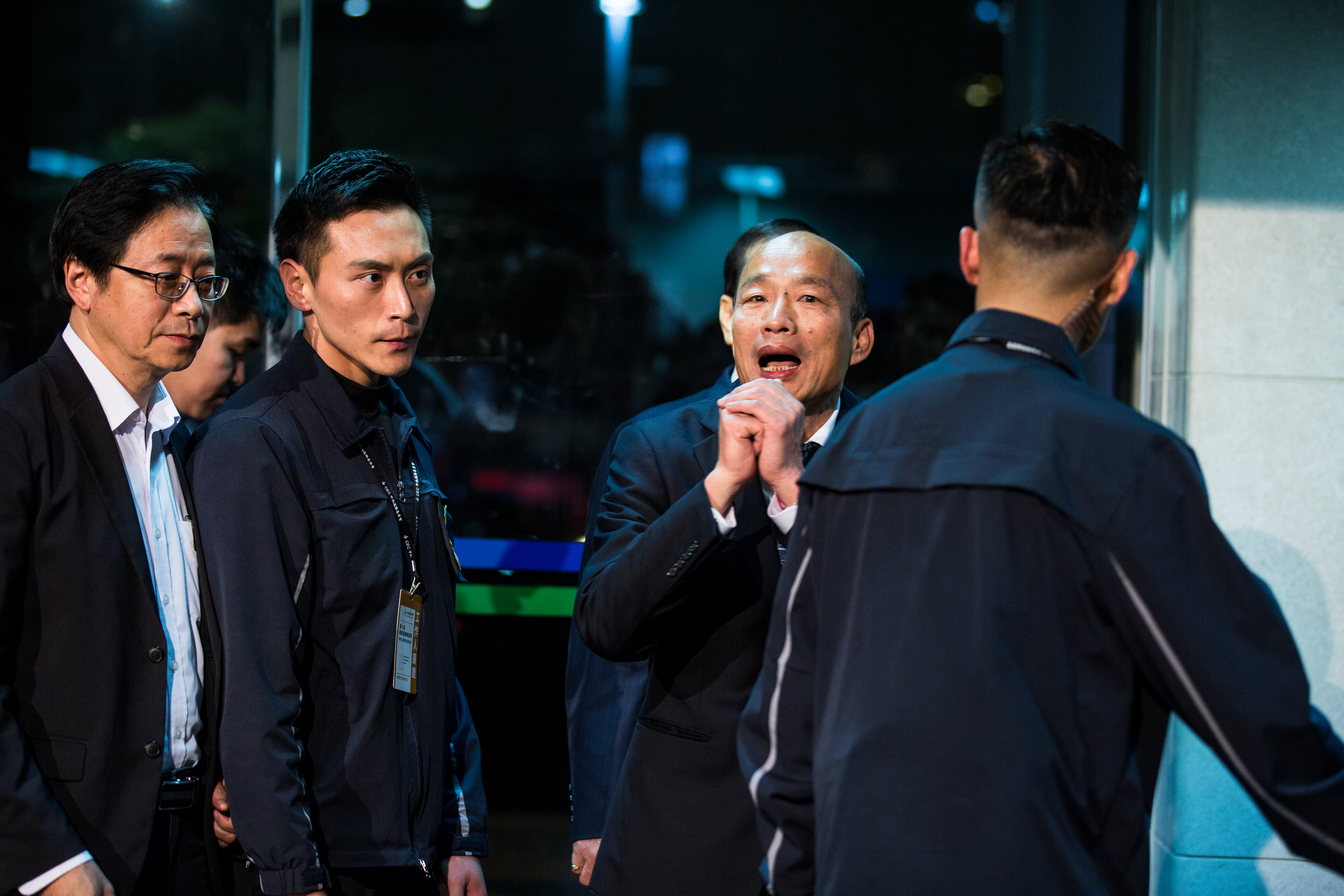 國民黨總統候選人韓國瑜在首場總統政見會砲火對準蔡英文總統，更延續他以往的「韓式風格」，金句連發。