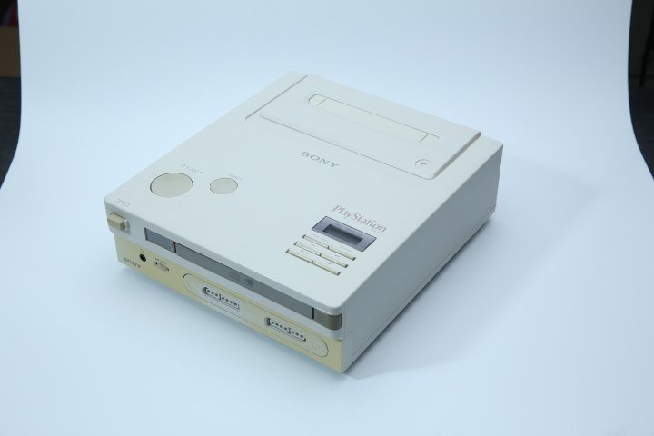 Terry Diebold收藏的Nintendo PlayStation原型機。（翻攝自@CedricBiscay Twitter）