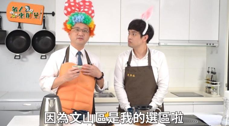 民進黨立委候選人阮昭雄(左)。(翻攝自農傳媒名人來加菜影片)