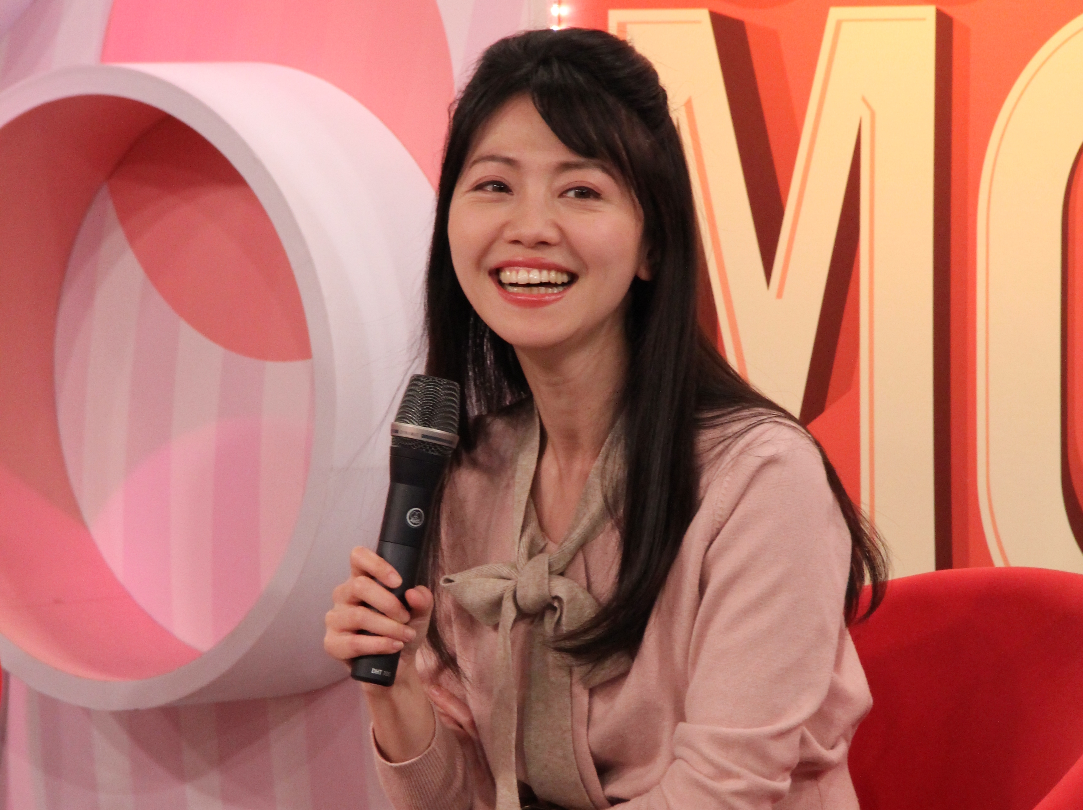 高嘉瑜因身邊的人都當媽，自己也有當母親的憧憬，已39歲的她，身體已經逼近生育臨界值，自虧已到快要生不出來的年紀。（年代提供）