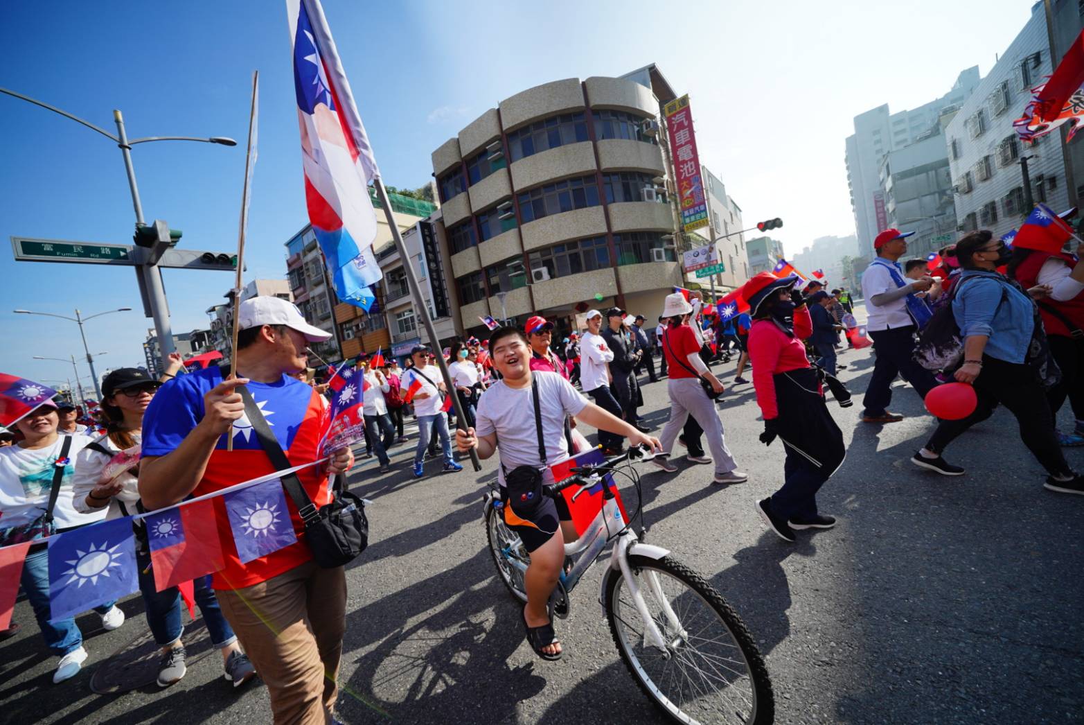 【圖輯】挺韓大遊行　韓粉挺到底