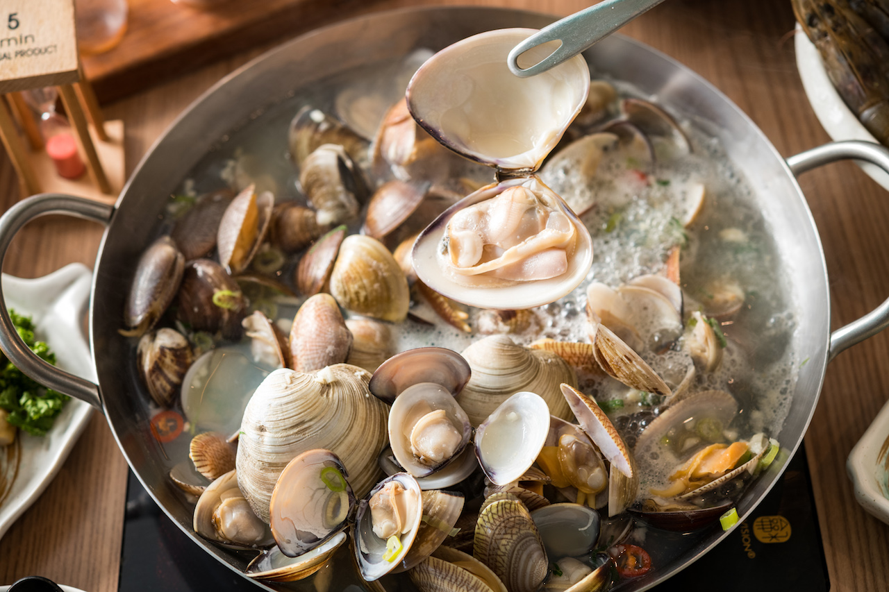 年底節慶聚會，約吃熱騰騰的火鍋多數人都會舉手贊成。