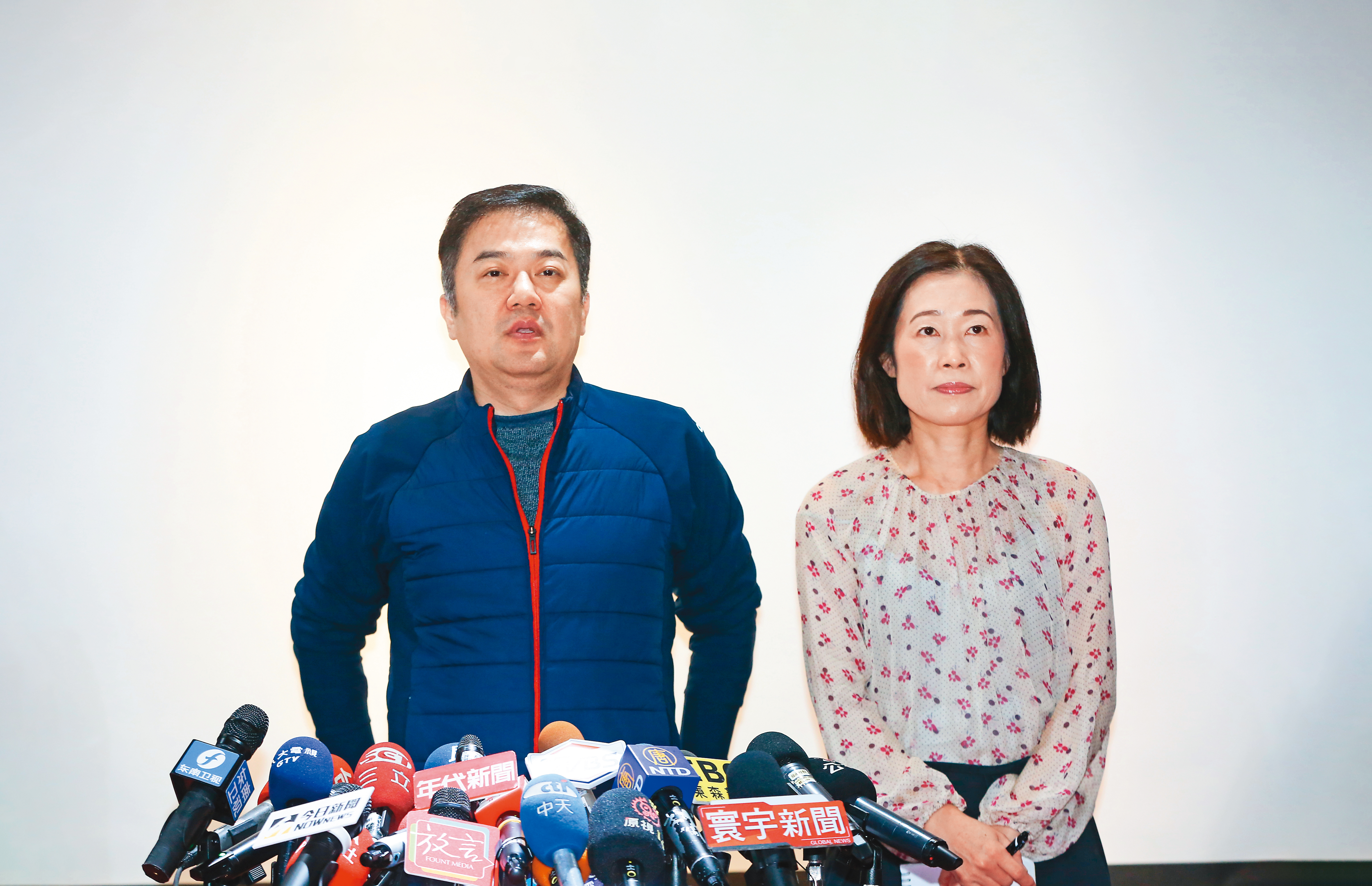 日前遠航爆出掏空案，董事長張綱維特別舉行記者會說明。