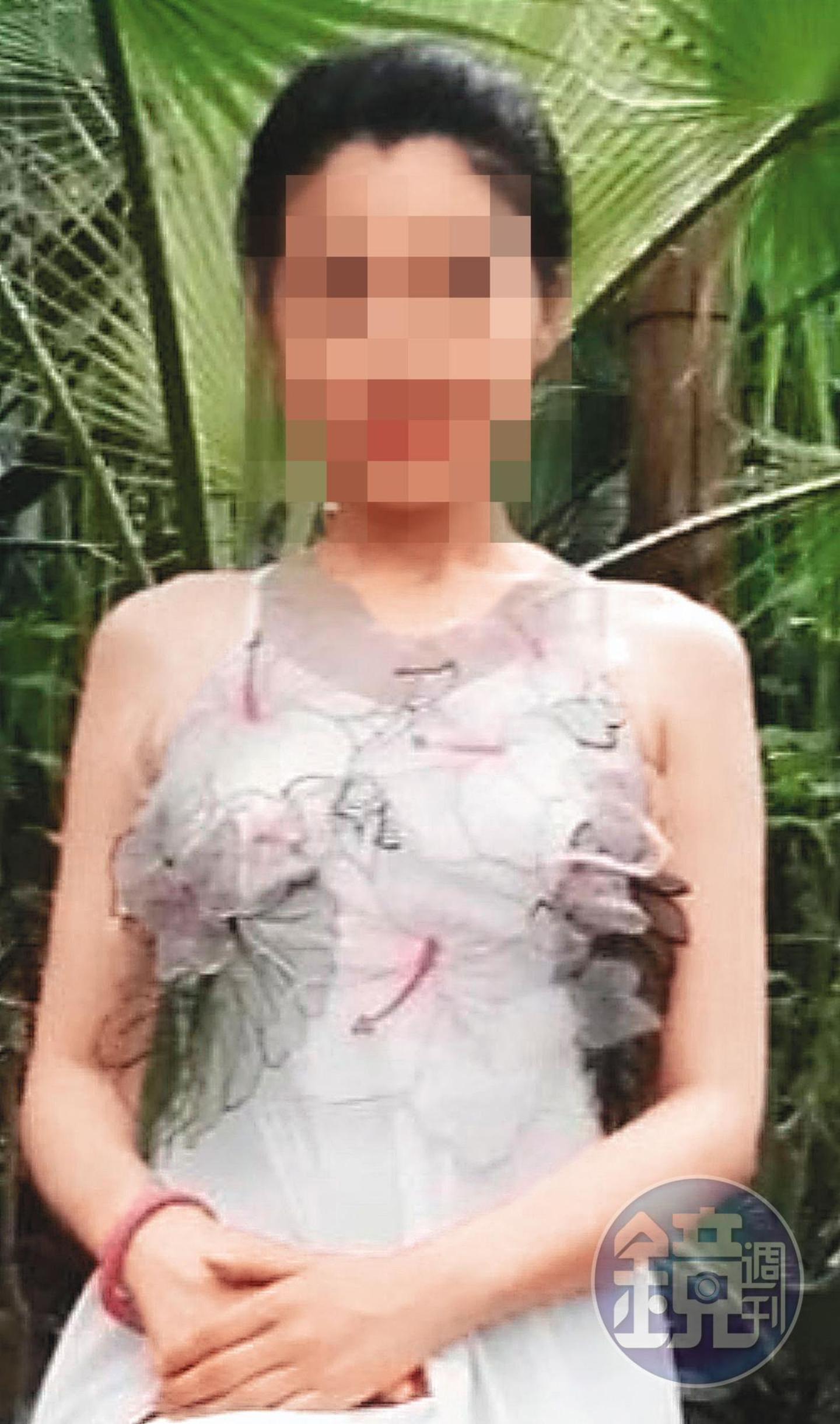 自稱是李建軍前助理的Vivi，自爆遭李建軍性侵破處，如今洩露李建軍露鳥照，大有報復意味。（讀者提供）