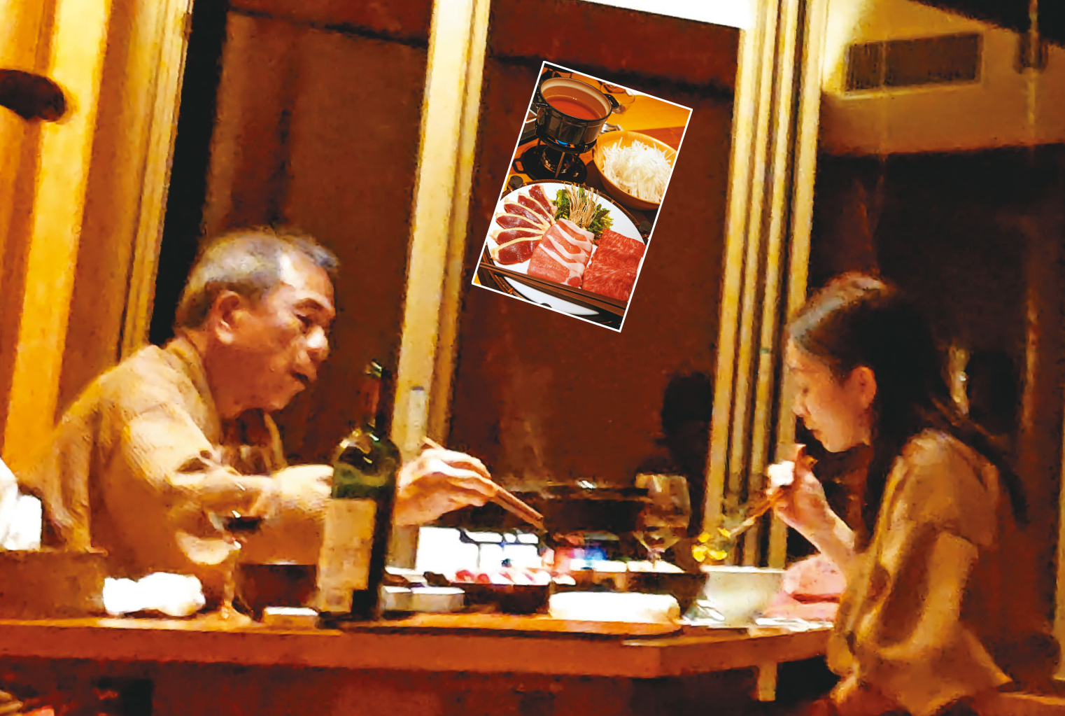 12/15 18：30 第1天晚上，2人在溫泉旅館包廂吃火鍋。