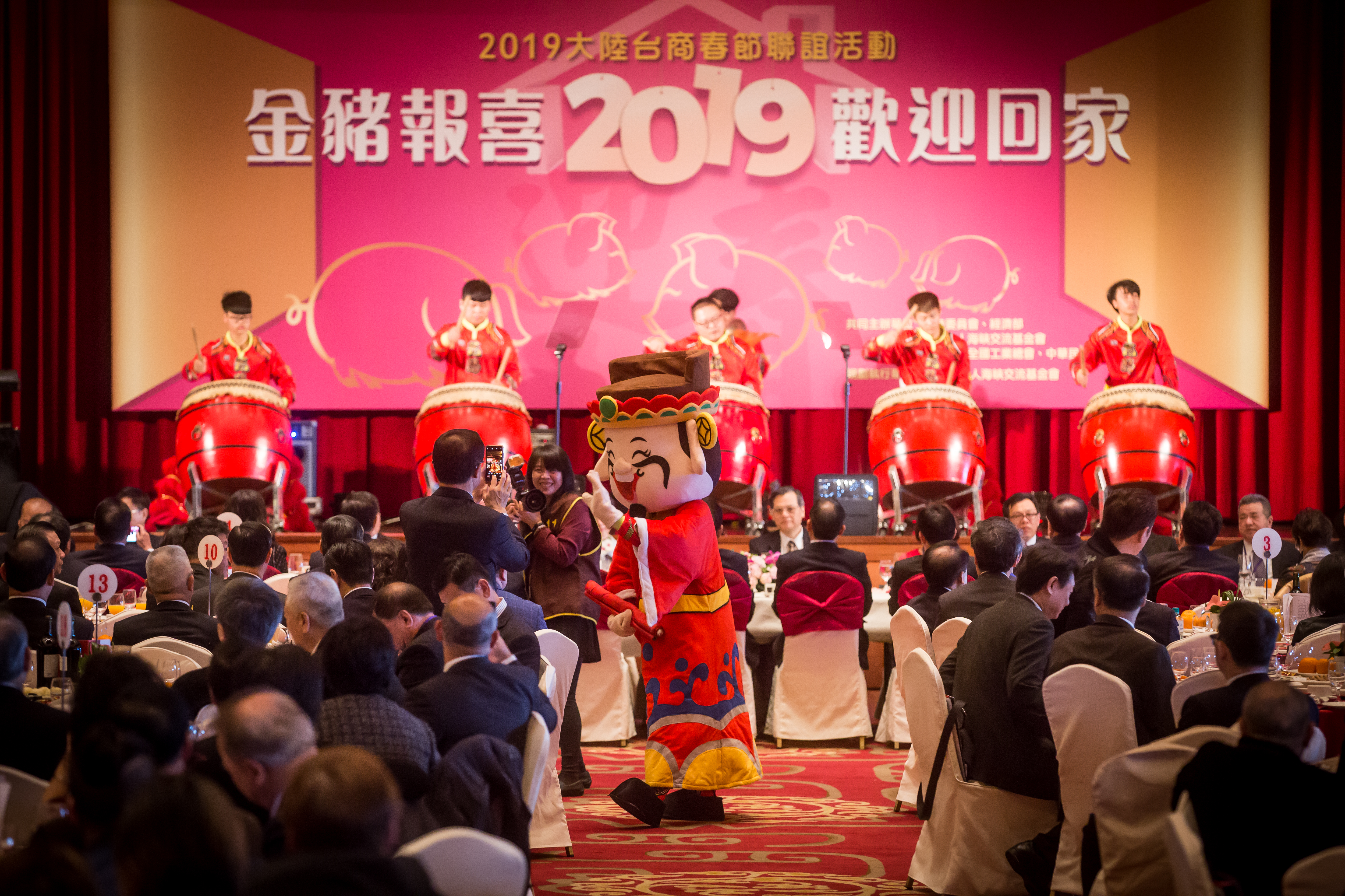 中美貿易戰開打，台商陸續將工廠、資金遷回台。