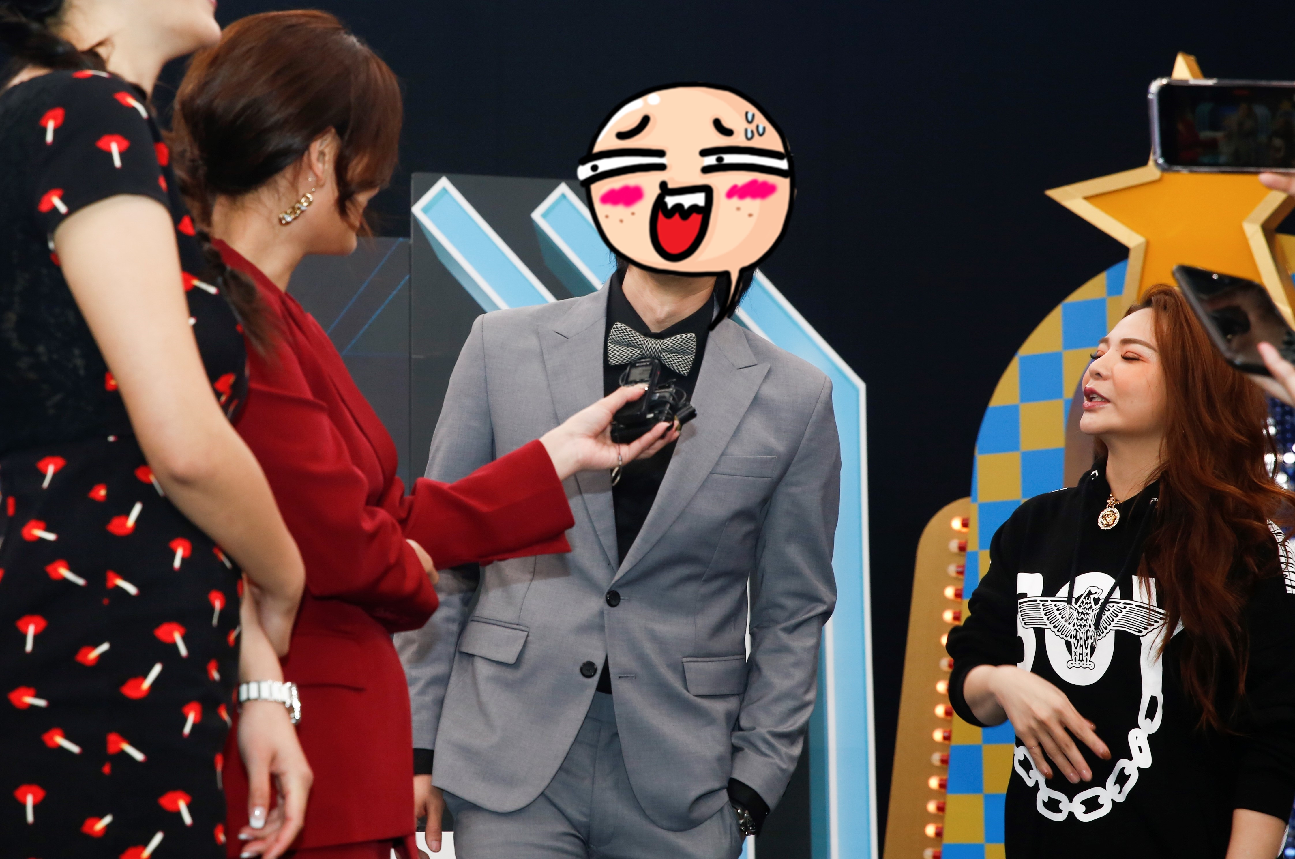 徐新洋（中）身為資深主持人徐乃麟的大公子，卻選擇低調出道，一開始連同事都不知道。