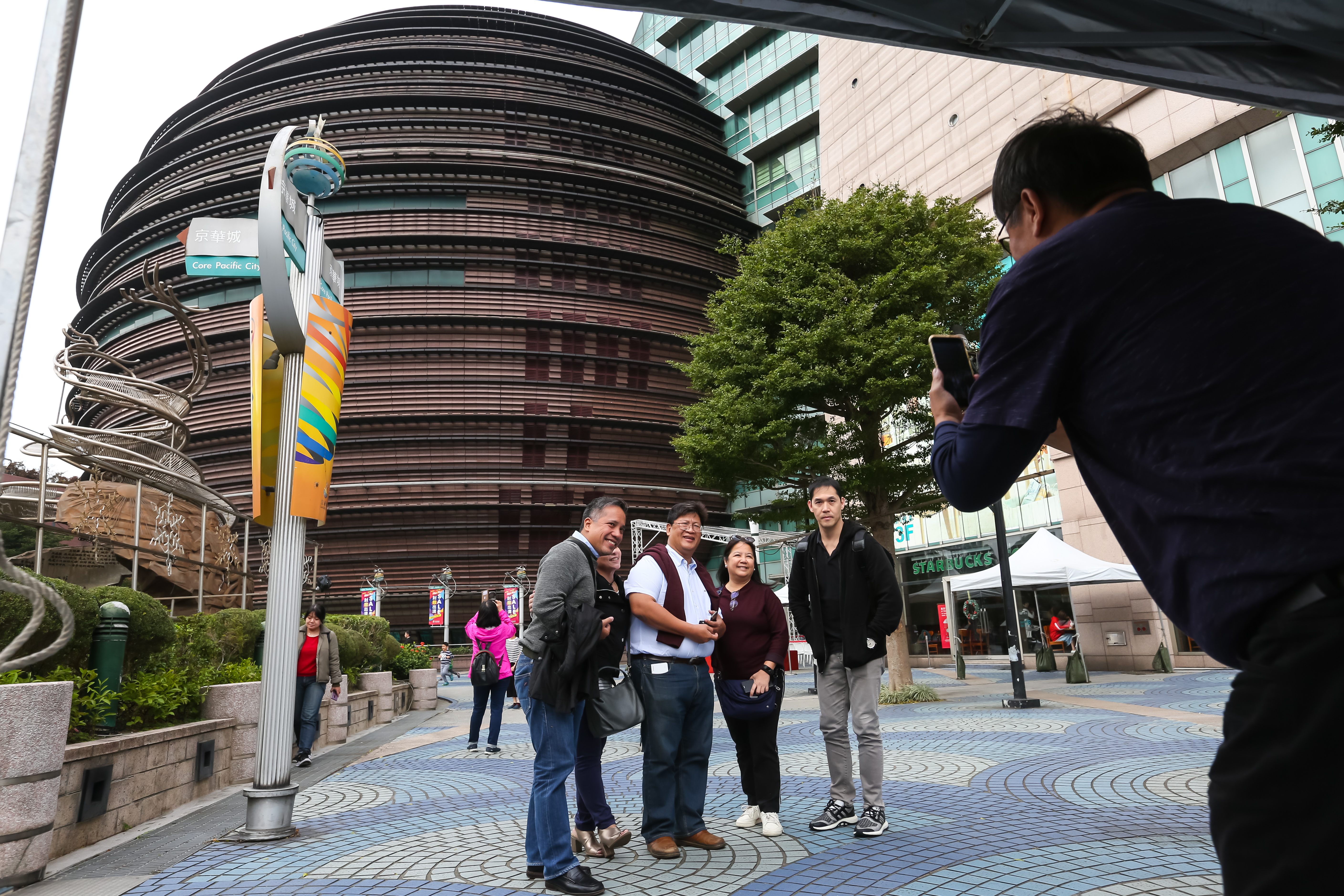 2019年商辦需求量爆增,結束營運的京華城也將在2022年改建成頂級商辦。