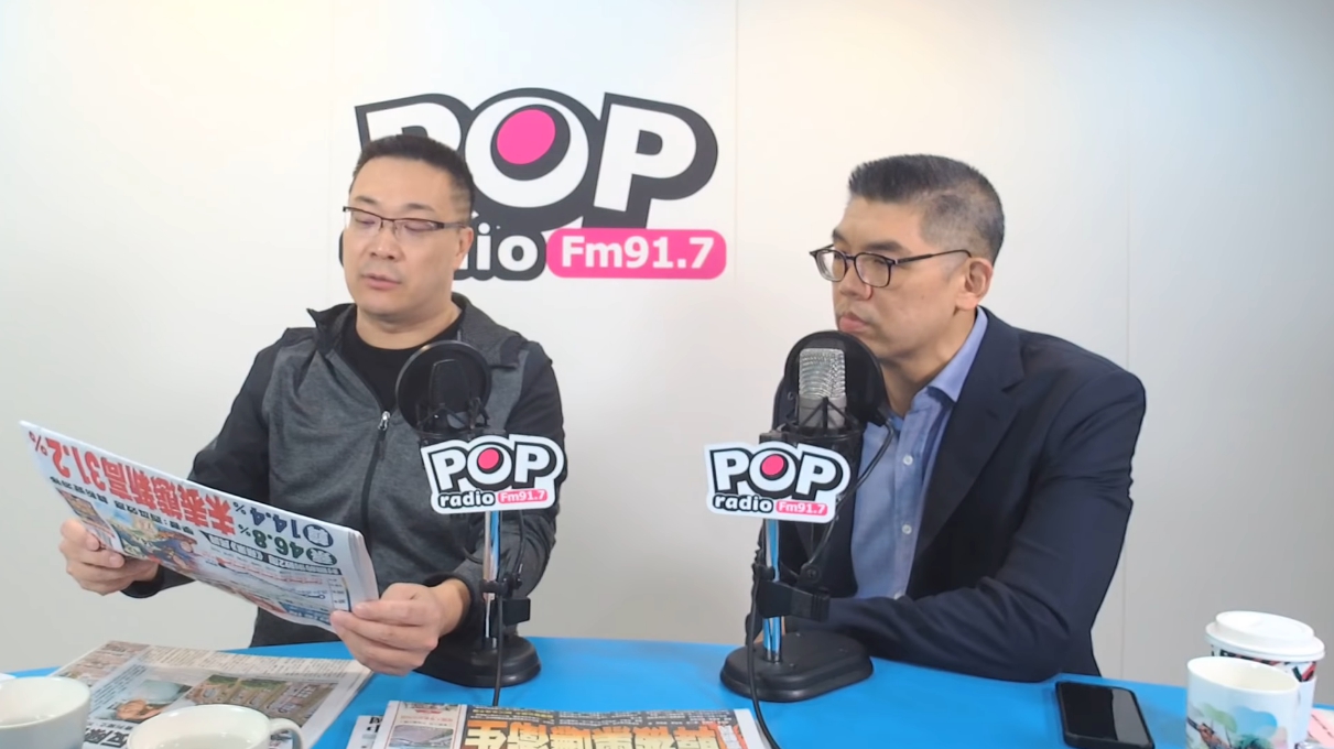 連勝文昨參加《POP搶先爆》廣播節目接受主持人朱學恒專訪。(翻攝自POP Radio聯播網 官方頻道Youtube)