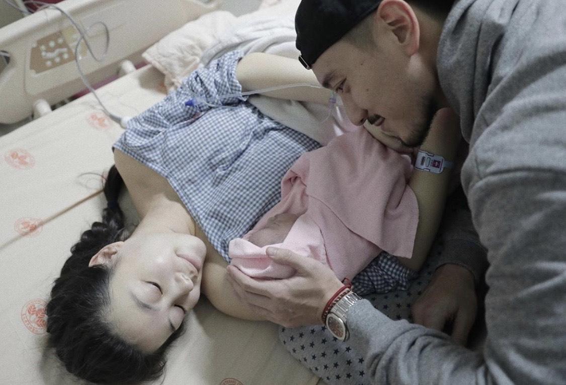 王陽明與蔡詩芸結婚4年多,就在耶誕節迎來小生命。(翻攝自王陽明IG)