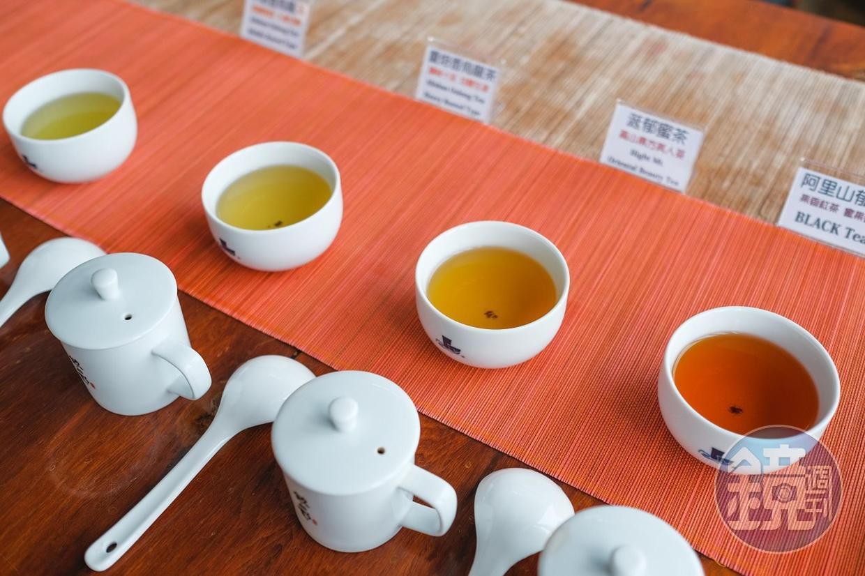 透過「品評體驗」,讓一般人更了解阿里山茶的豐富滋味。