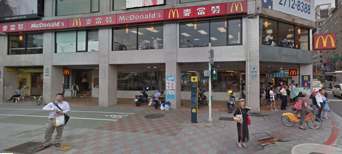 麥當勞的台北林森餐廳近日整修成為亞洲少有的幾何風格，吸引許多新客人前來用餐、拍照。