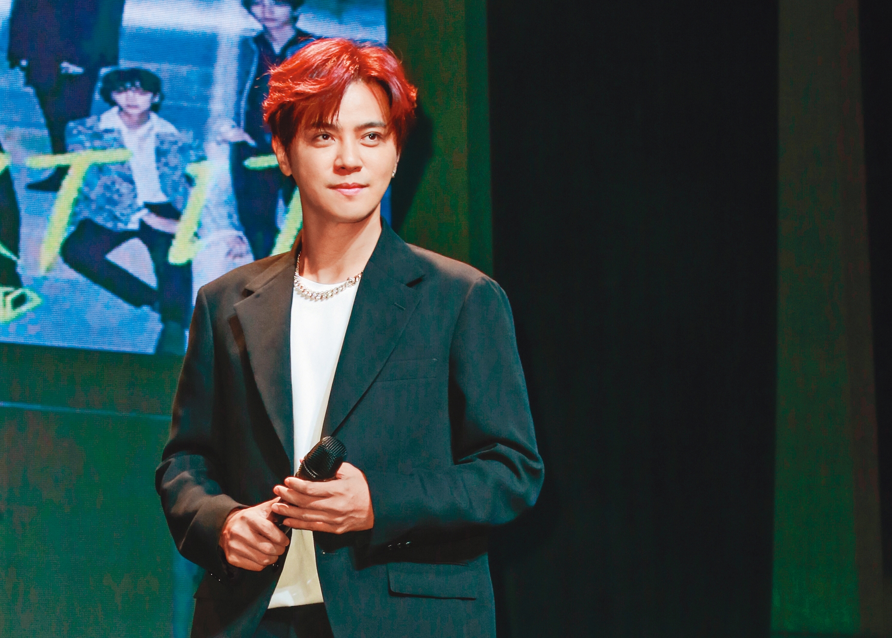 小豬經常犧牲自己搞笑扮丑，帶給大家歡樂。