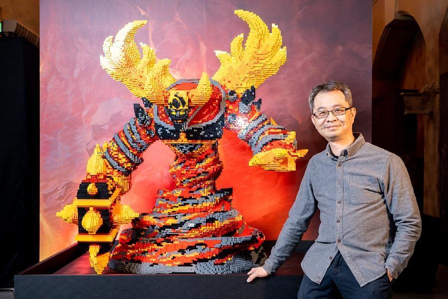 用4萬塊積木打造的「拉格納羅斯」，花費了黃彥智足足50個工作天完成。（台灣暴雪提供）