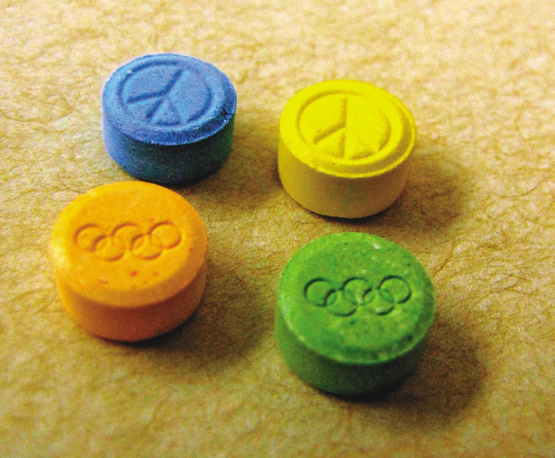 超級搖頭丸藥效強烈，但作用慢，常有吸毒者不慎服用過多致死。（翻攝網路）
