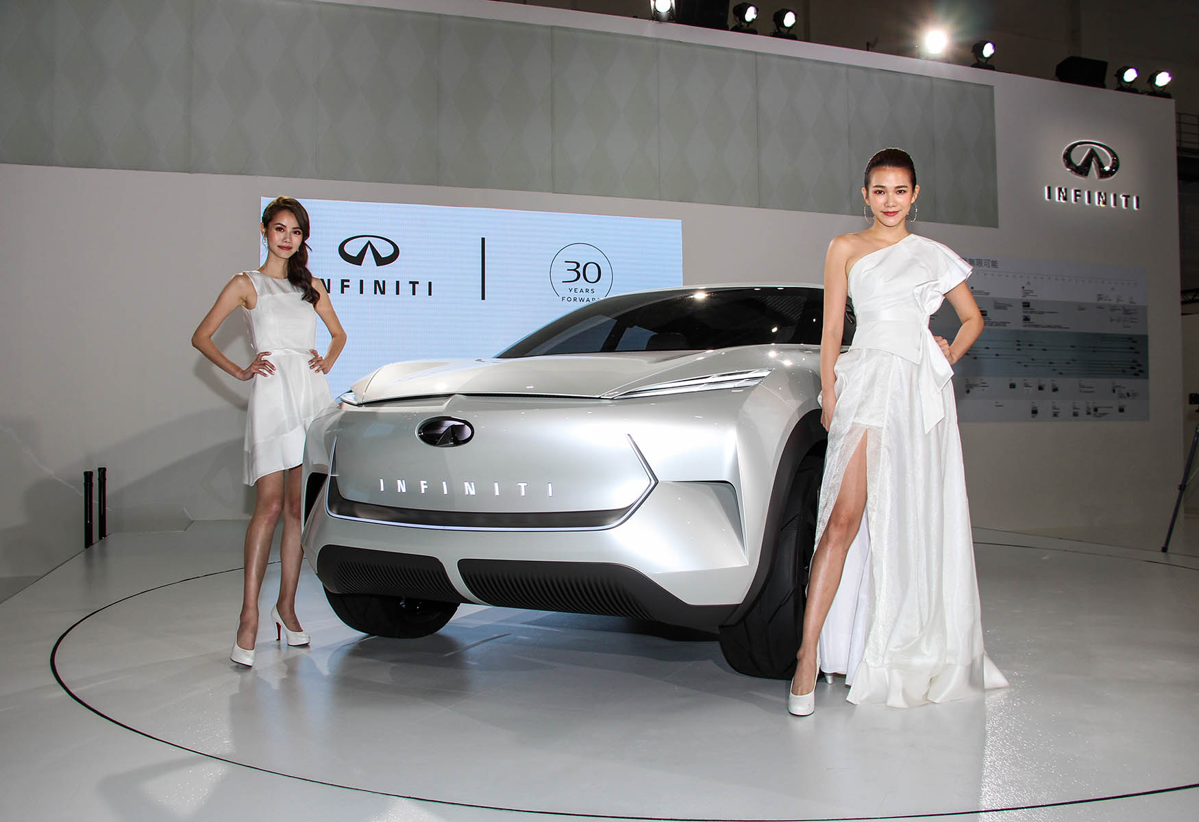 【台北車展】歡慶INFINITI品牌三十年　概念車QX Inspiration 開創電能新紀元