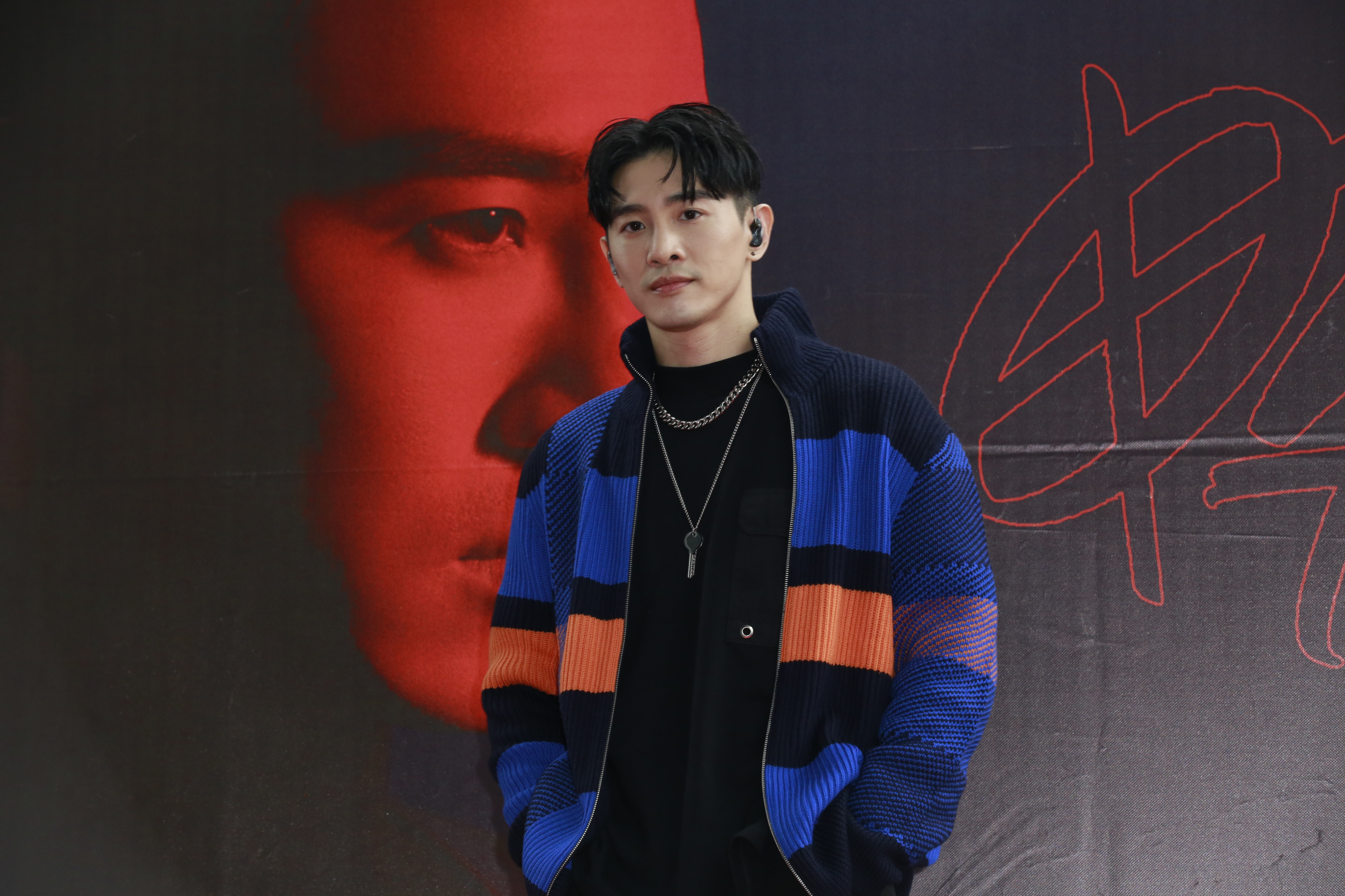 張立昂這一年專心做音樂，演而優則唱。