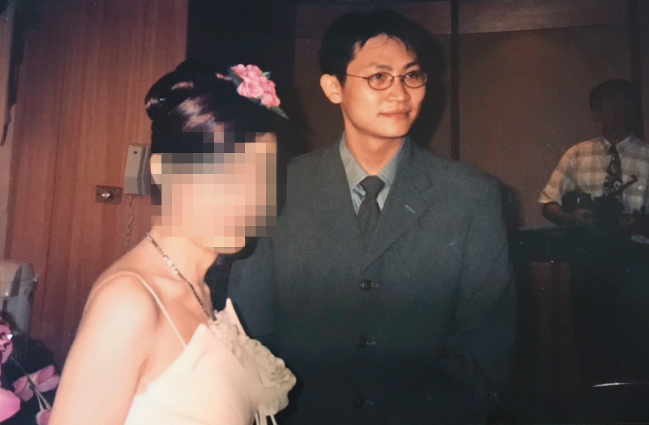 林太太(左)氣憤地表示「陳綺貞開心的時候,有想過另外一個女人是難過的嗎?」(讀者提供)