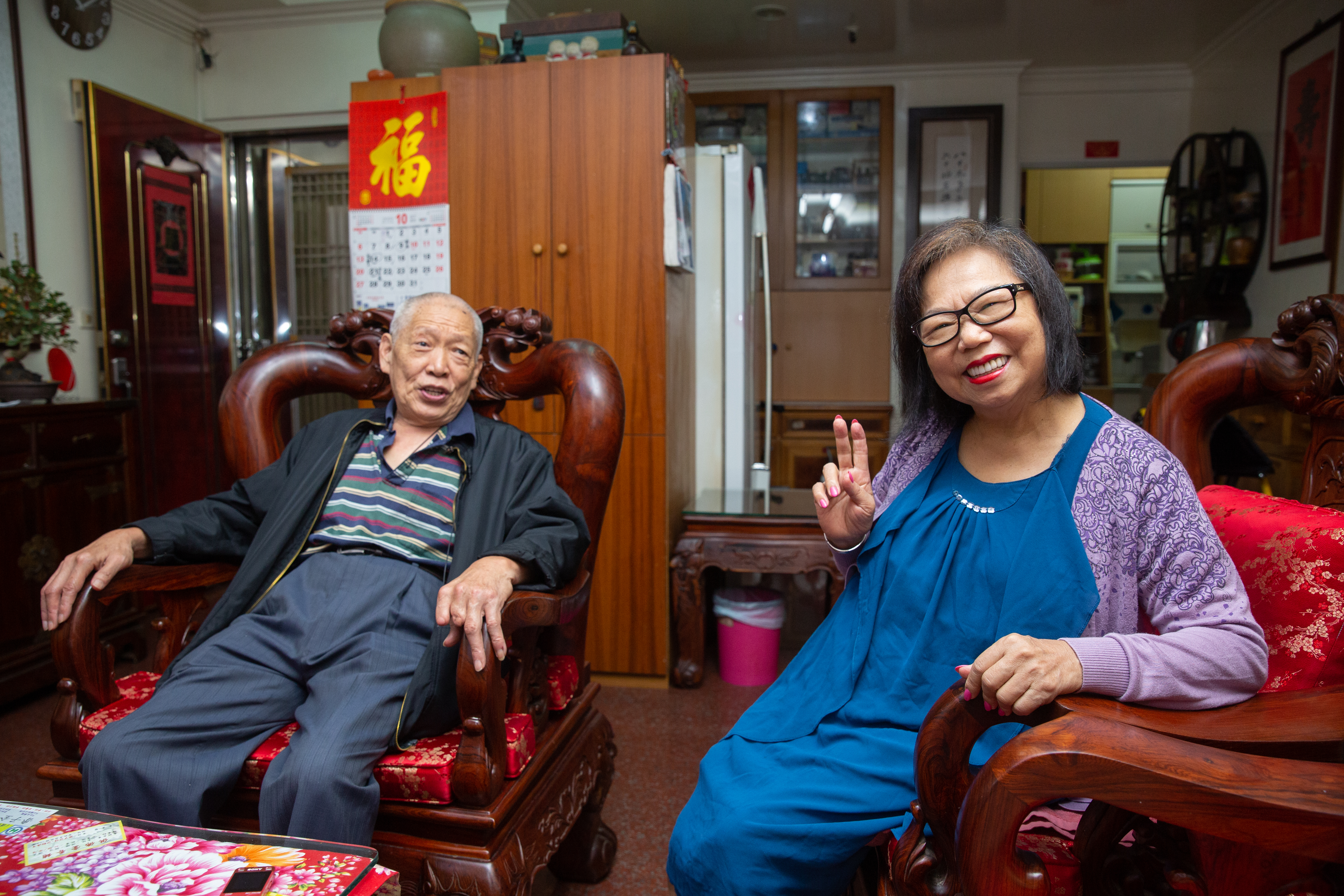 穆記第一代老闆穆傳財(左)與太太鍾紫嫺(右)為養家而創業,以蚵仔麵線路邊攤起家。