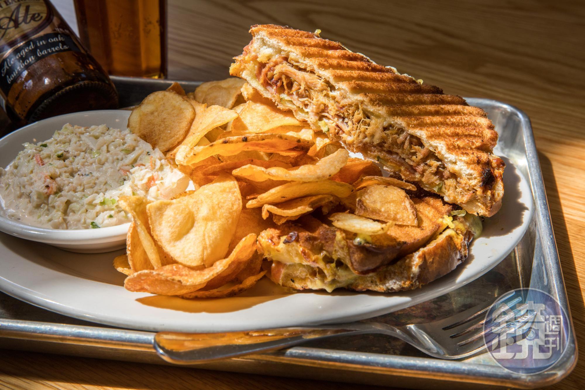 「Kentucky Cuban Sandwich」以煙燻手撕豬肉搭配波本威士忌芥末醬。(14.5美元/份,約NT$450)