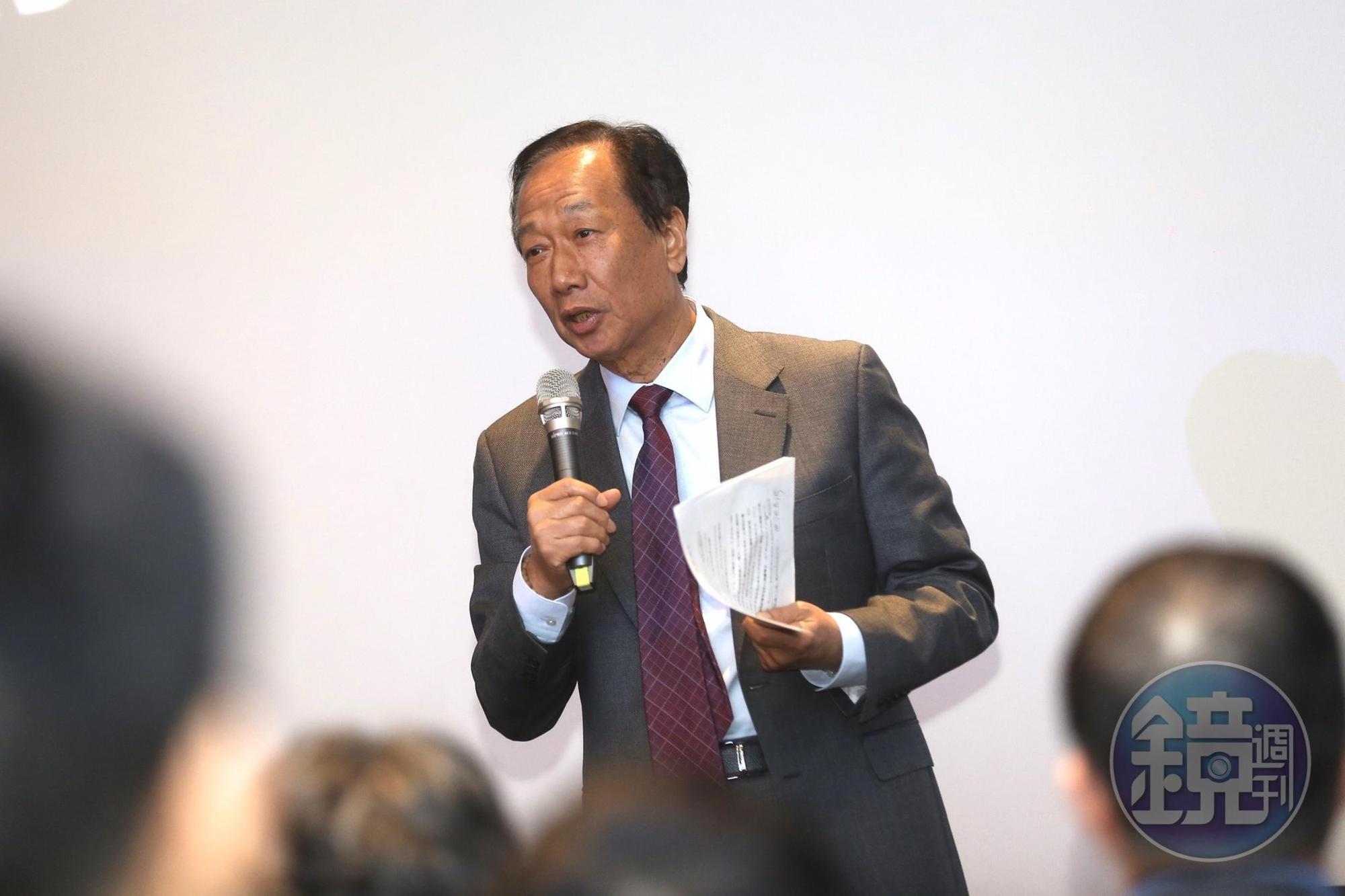 談及今日黑鷹直升機墜毀，郭台銘表達了對罹難者與家屬致上最崇高的敬意。
