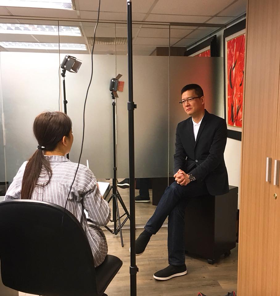 【孫大千專訪2】投身網路事業後，直播已成為孫大千選舉時的工具之一。（翻攝臉書）