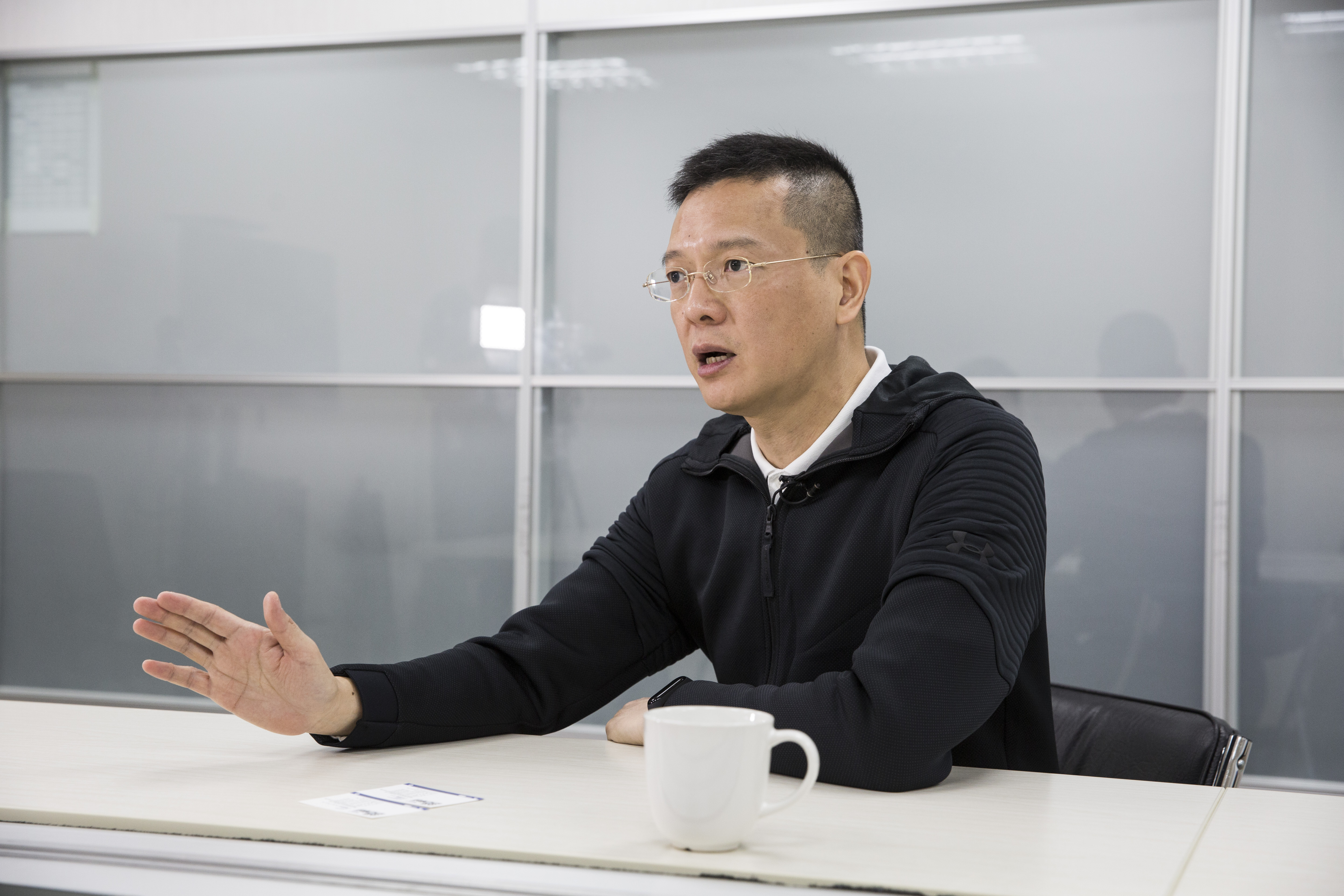 敗選後，孫大千選擇走出舒適圈，回到校園教書接觸年輕世代。