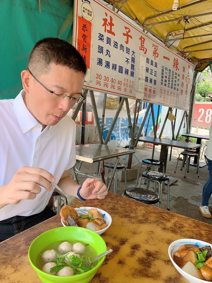 孫大千認為唯有失敗過、在基層打滾掙扎過的人，才懂老百姓的苦。（翻攝臉書）