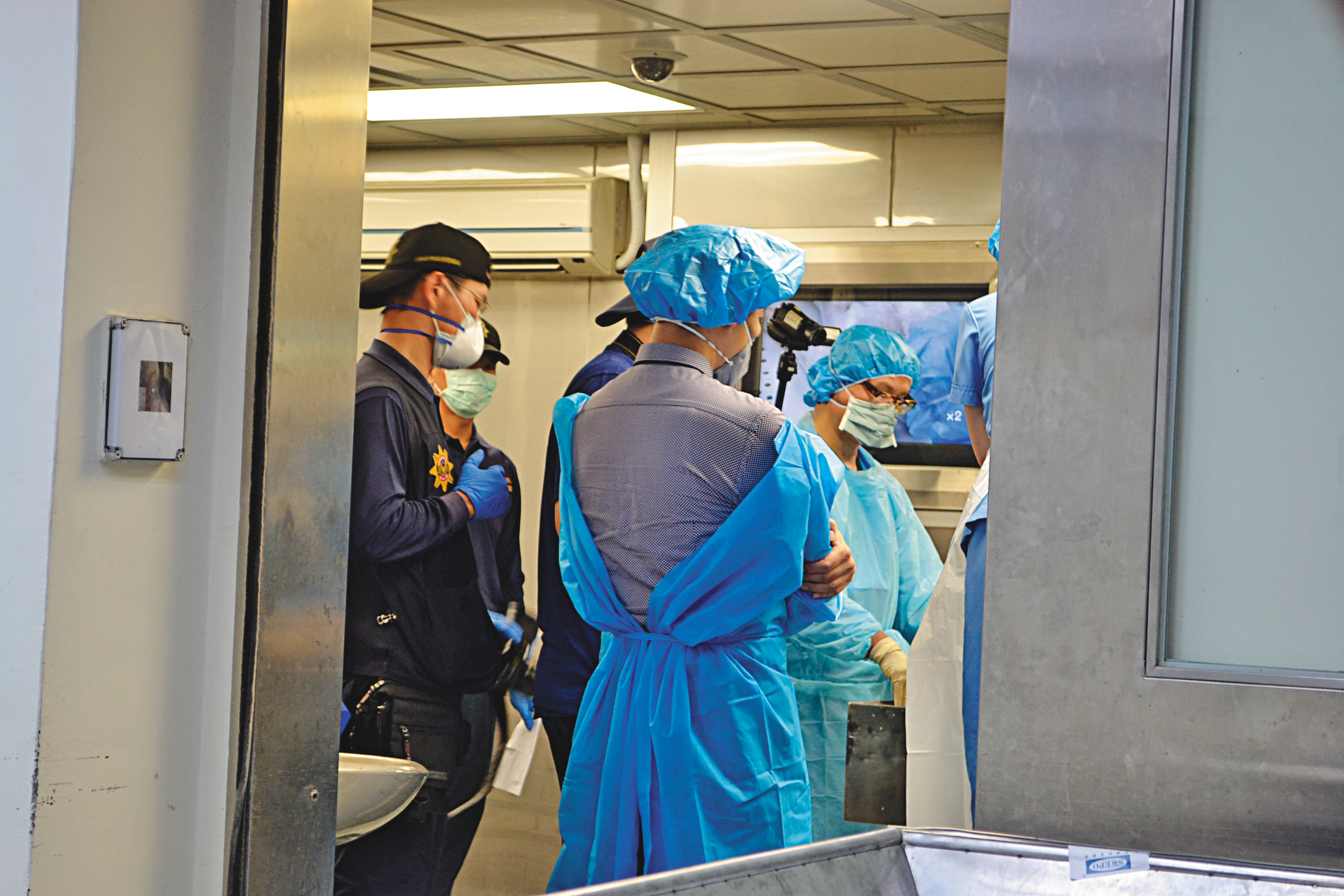 法醫相驗、解剖工作繁重,稍一不慎,就會影響司法機關對死者亡生原因的判斷。(聯合知識庫)