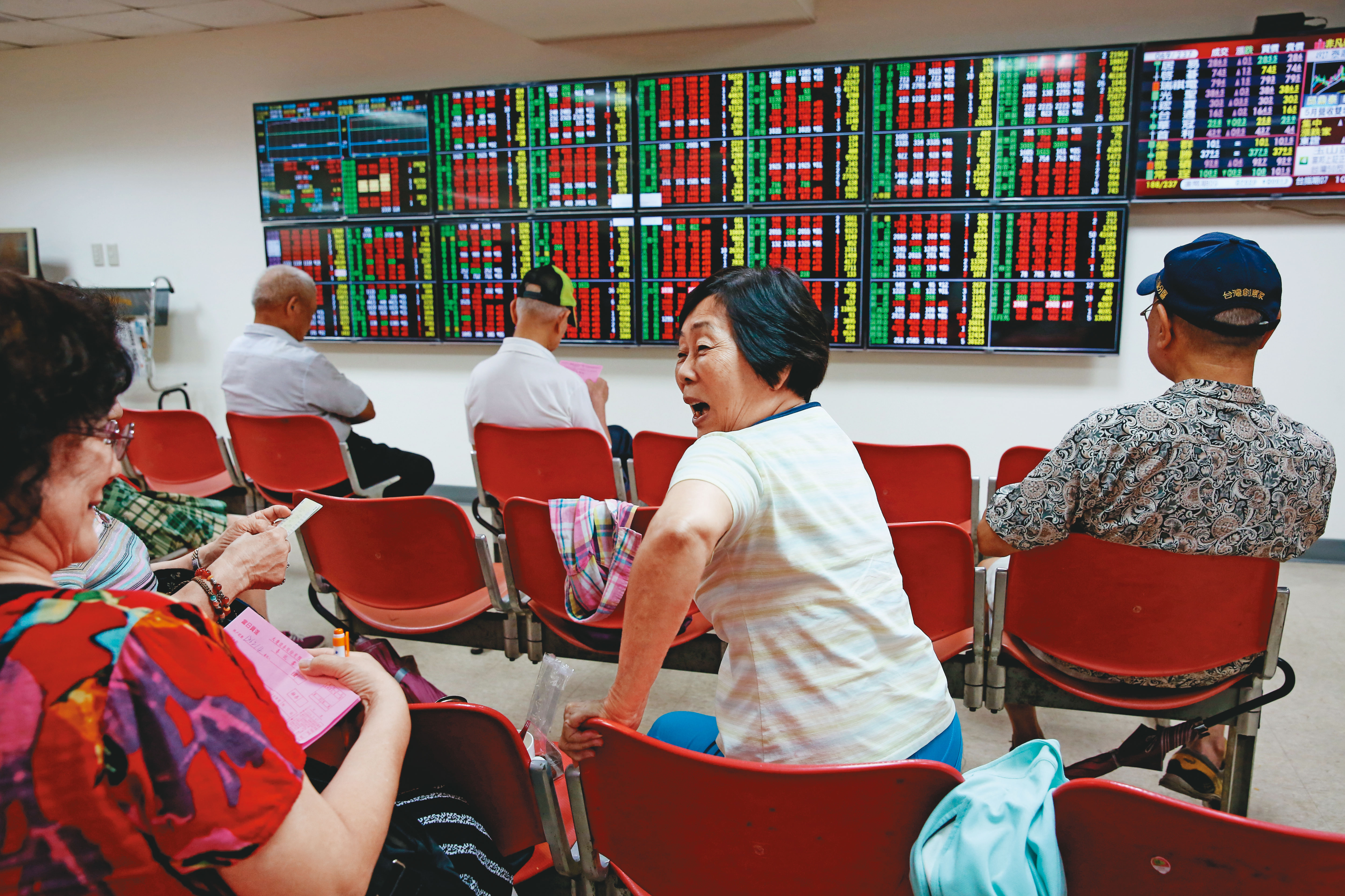 專家預估2020年台灣GDP成長率居亞洲四小龍之首,台股表現有機會續強。