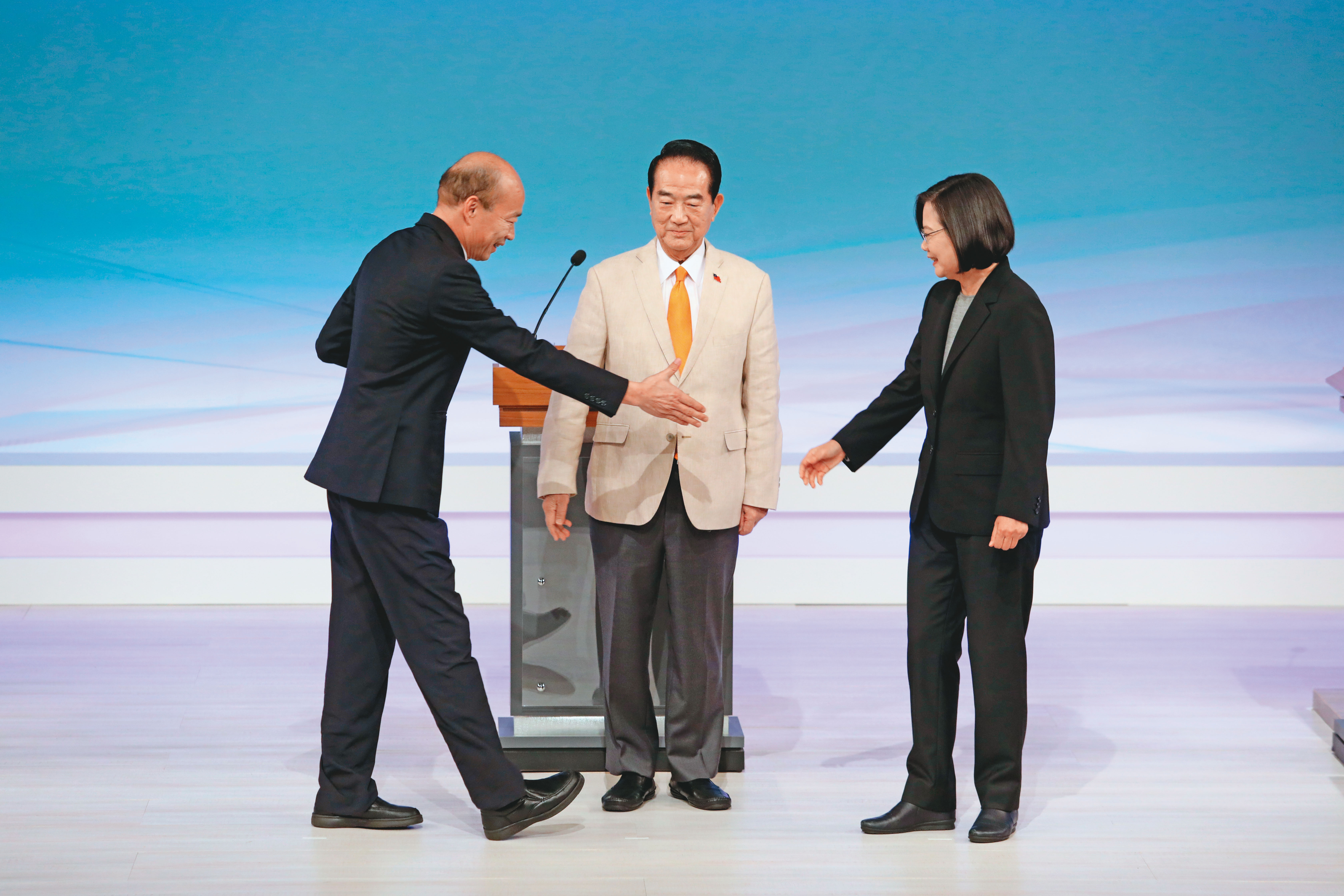 總統及立委選舉週六投票，每個選民皆應珍惜手中寶貴的一票。（台北市攝影記者聯誼會提供）