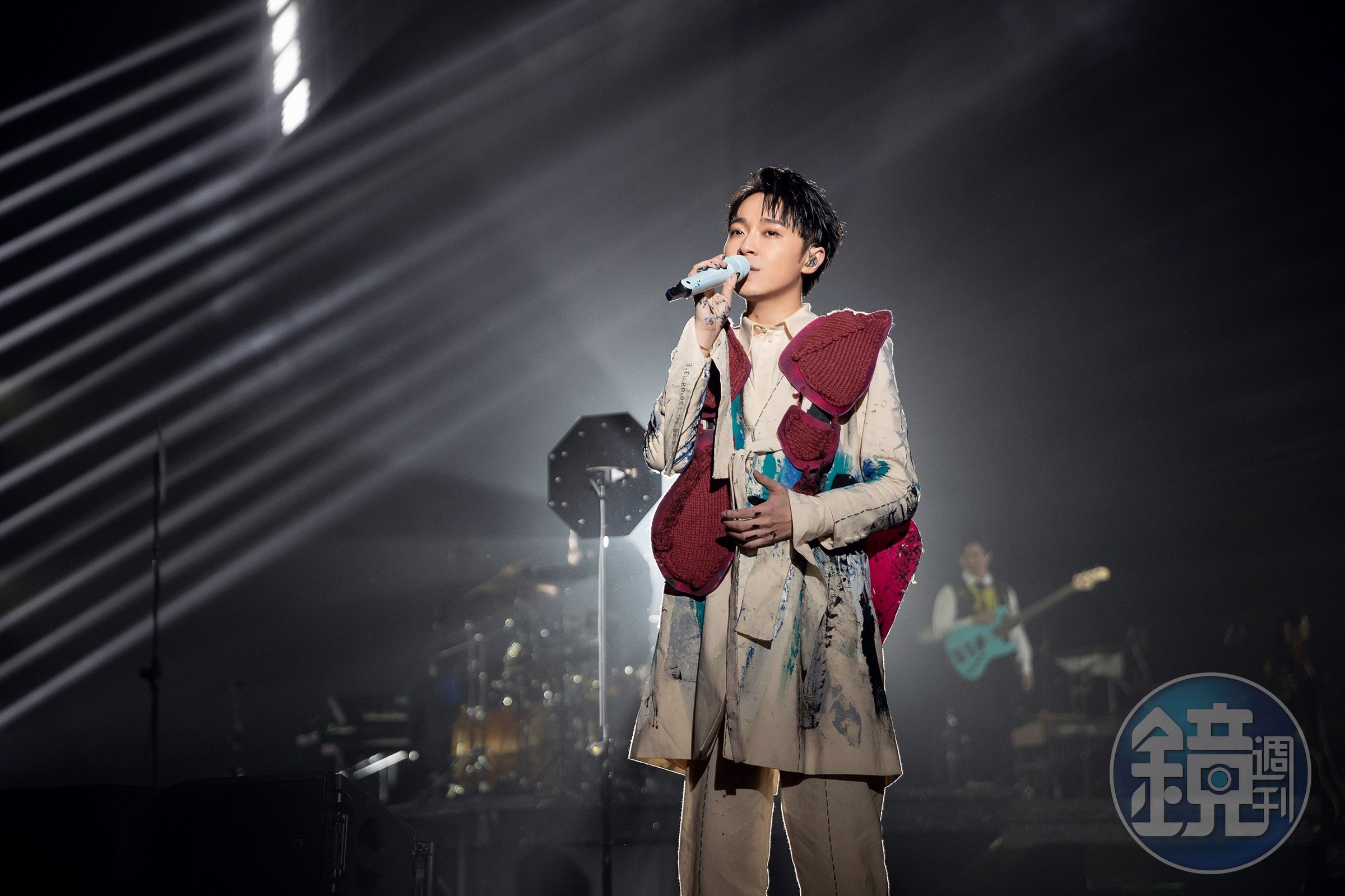 吳青峰《太空備忘記》個唱，於1月3、4日在杭州黃龍體育館演出。（環球唱片提供）