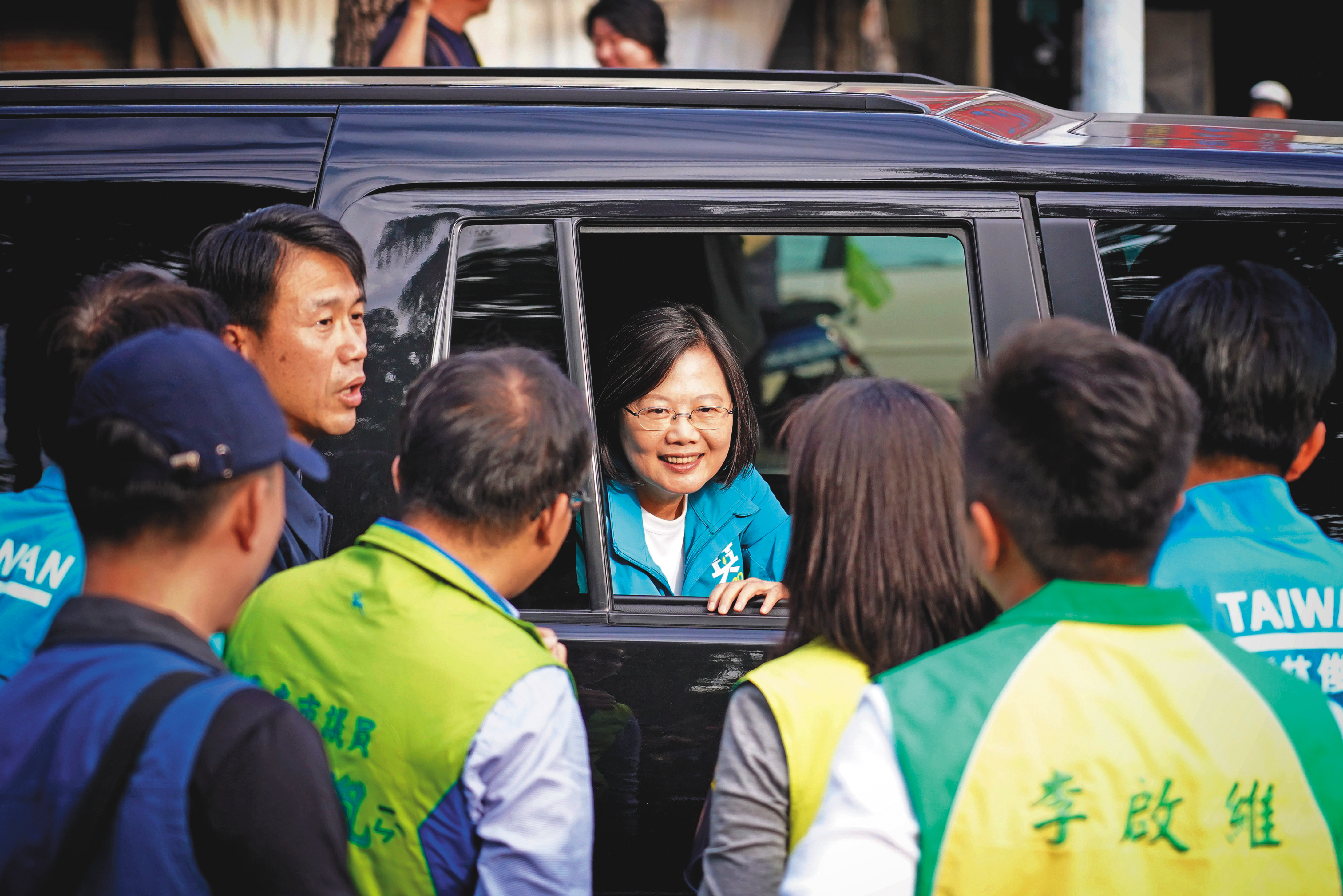 民進黨總統候選人蔡英文陣營選前之夜將在台北、新北、台中、高雄舉辦造勢晚會，蔡將出席台北、高雄2場。