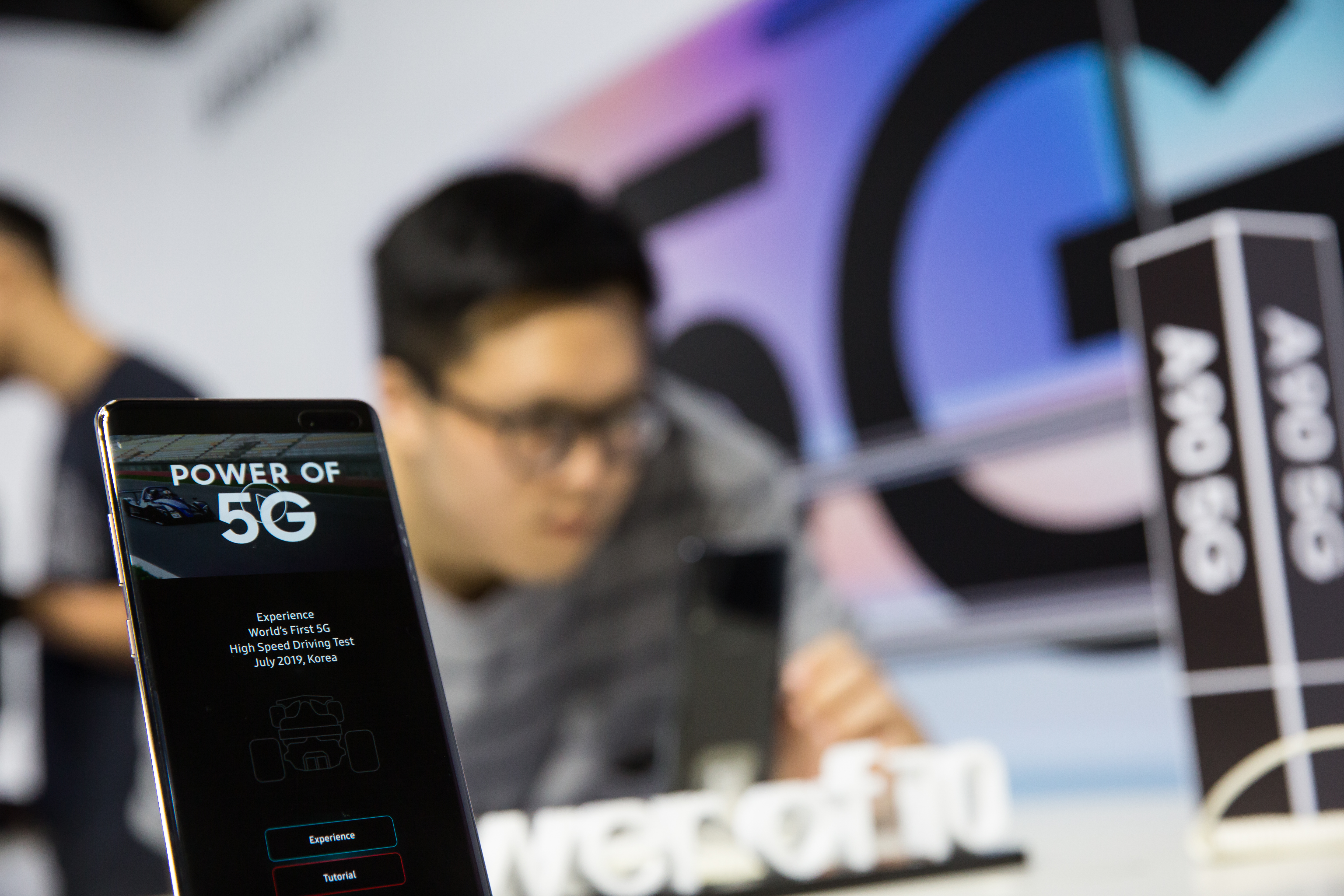 5G帶來的整體產業升級商機，仍是2020年法人共識度最高的投資主軸。