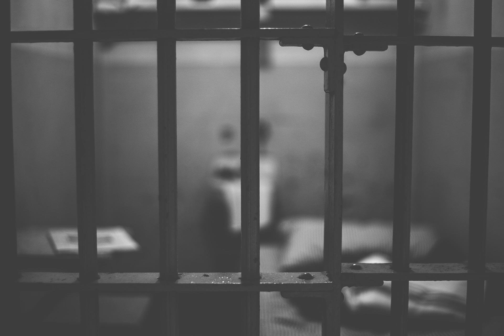 惡狼爺爺萬萬沒想到,自己的獸行還是被發現;示意圖。(pixabay)