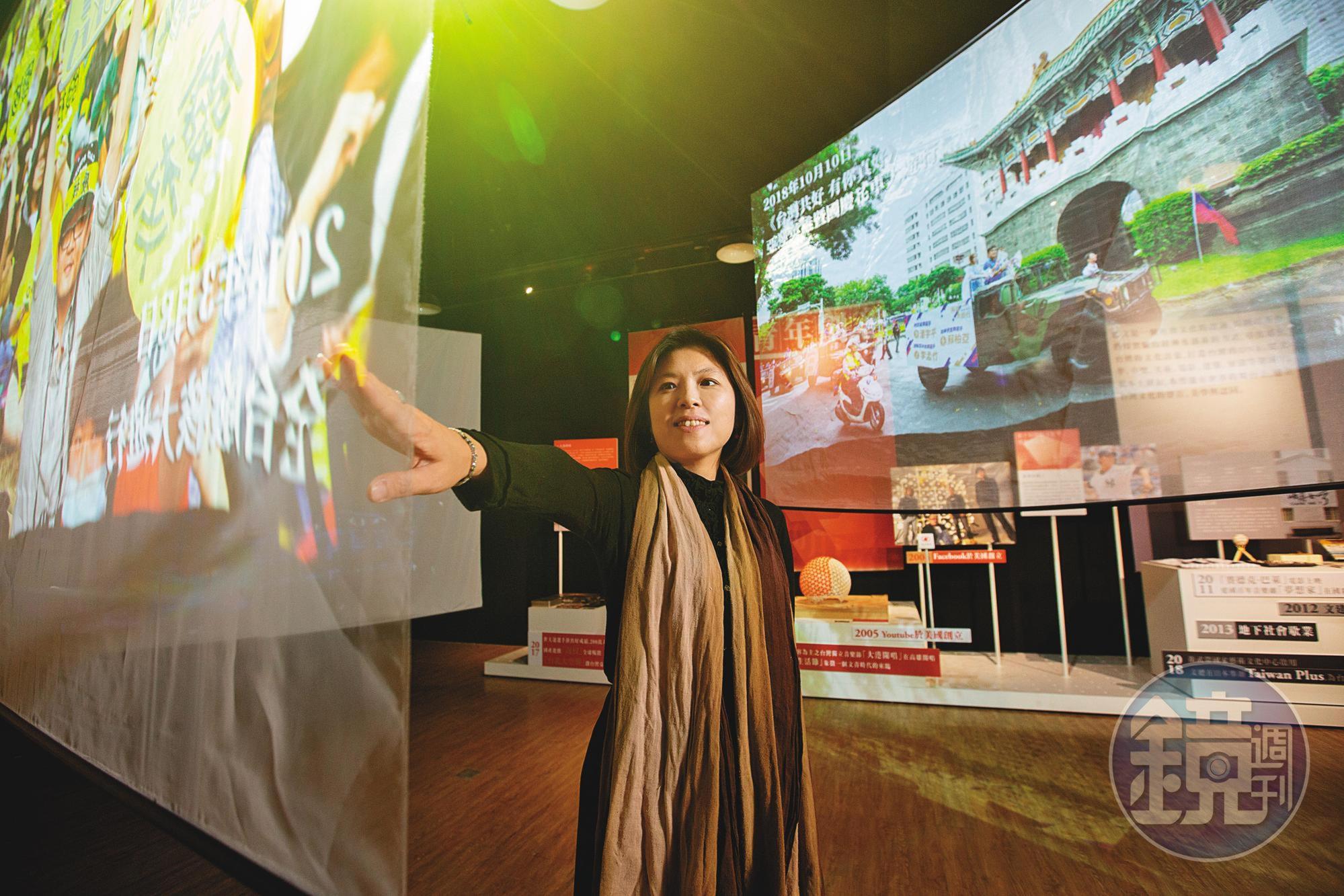 去年文總邀請10組國際友人來台,湯佩儀將時下流行的「住一晚」概念移師總統府,以創意行銷台灣。