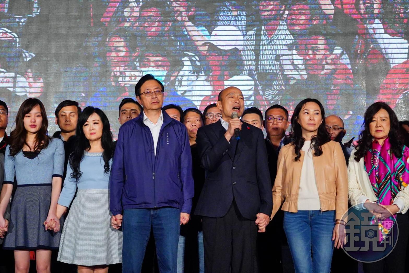 韓國瑜發表敗選感言後,取消原定的國際記者會,被民眾目擊現身在知名火鍋店。