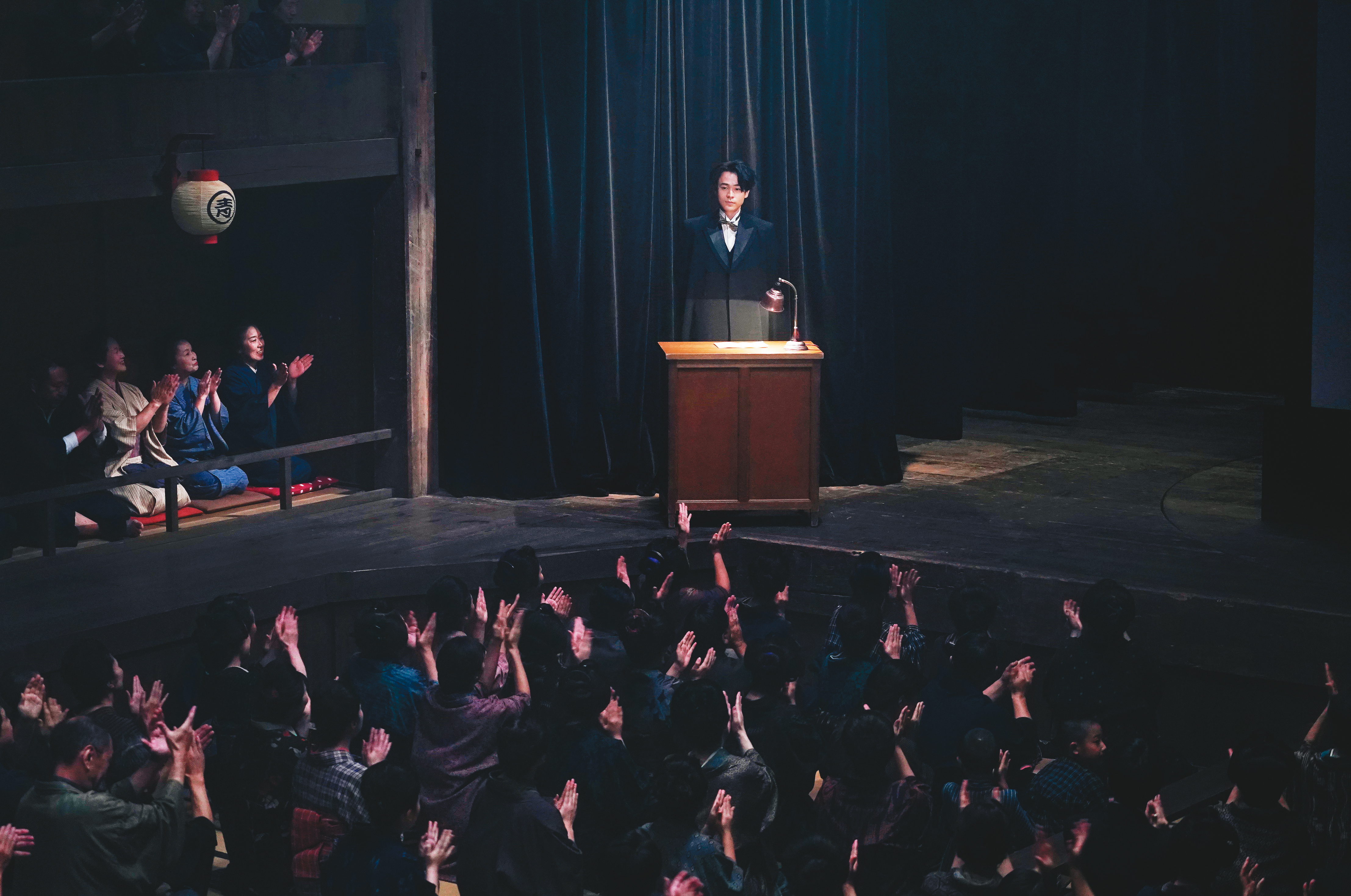 《王牌辯士》以默片解說員為主題，重現百年前獨特的觀影方式。（天馬行空提供）