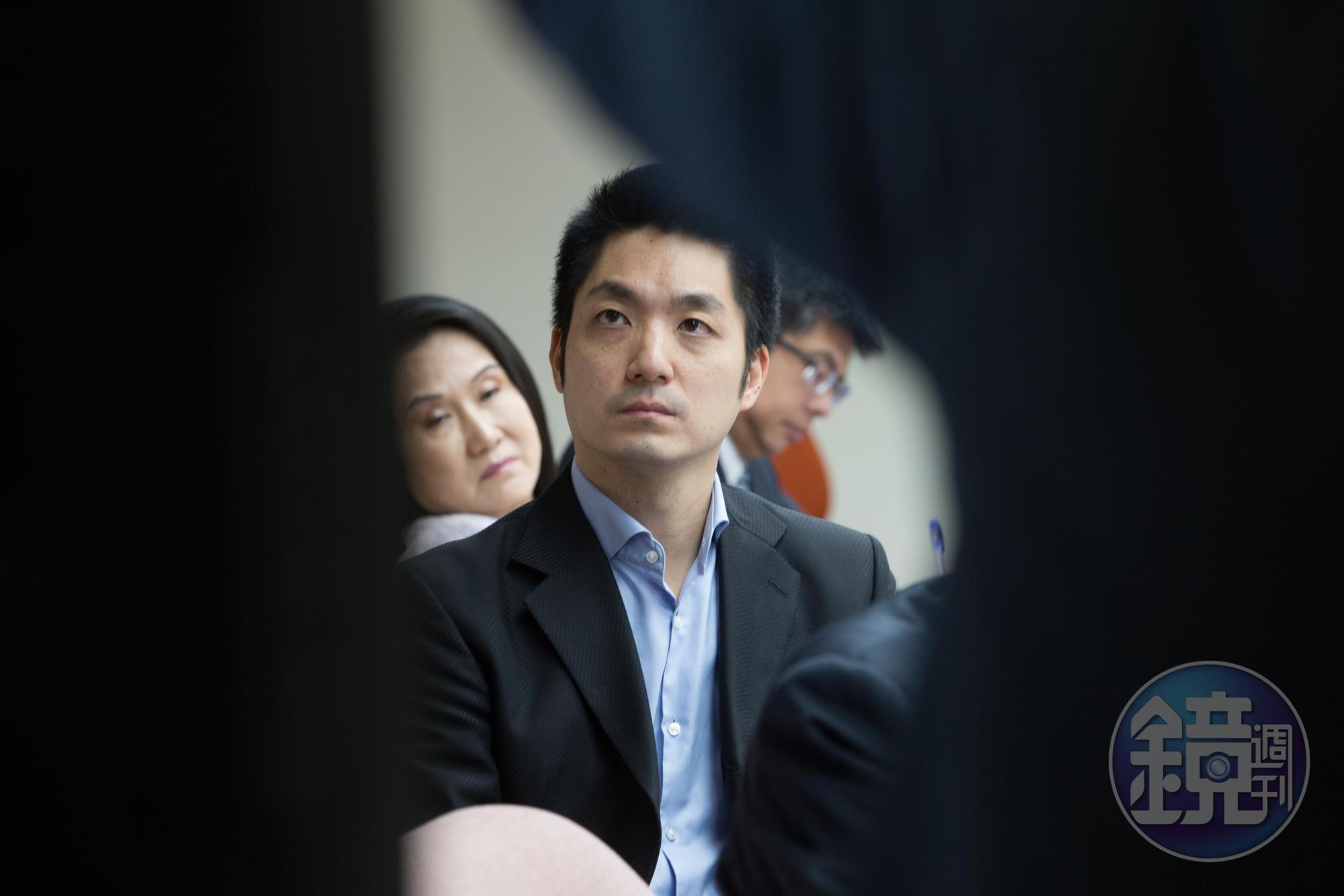 蔣萬安今日凌晨也跟進江啟臣拋出震撼彈,宣布辭去中常委職務,並呼籲國民黨盡快進行改革。