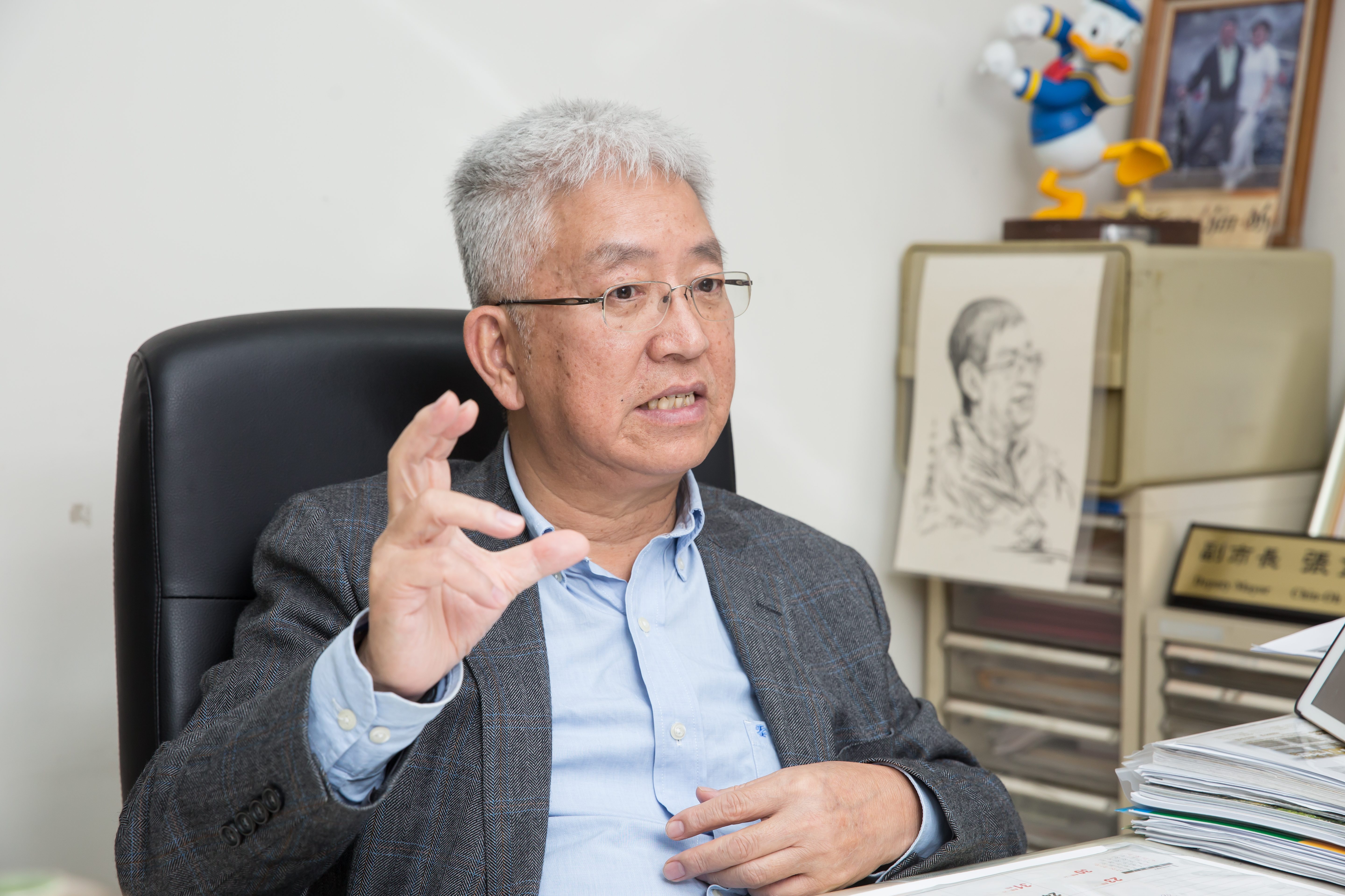 政治大學地政系退休教授張金鶚認為，房市回溫的說法真假難辨。