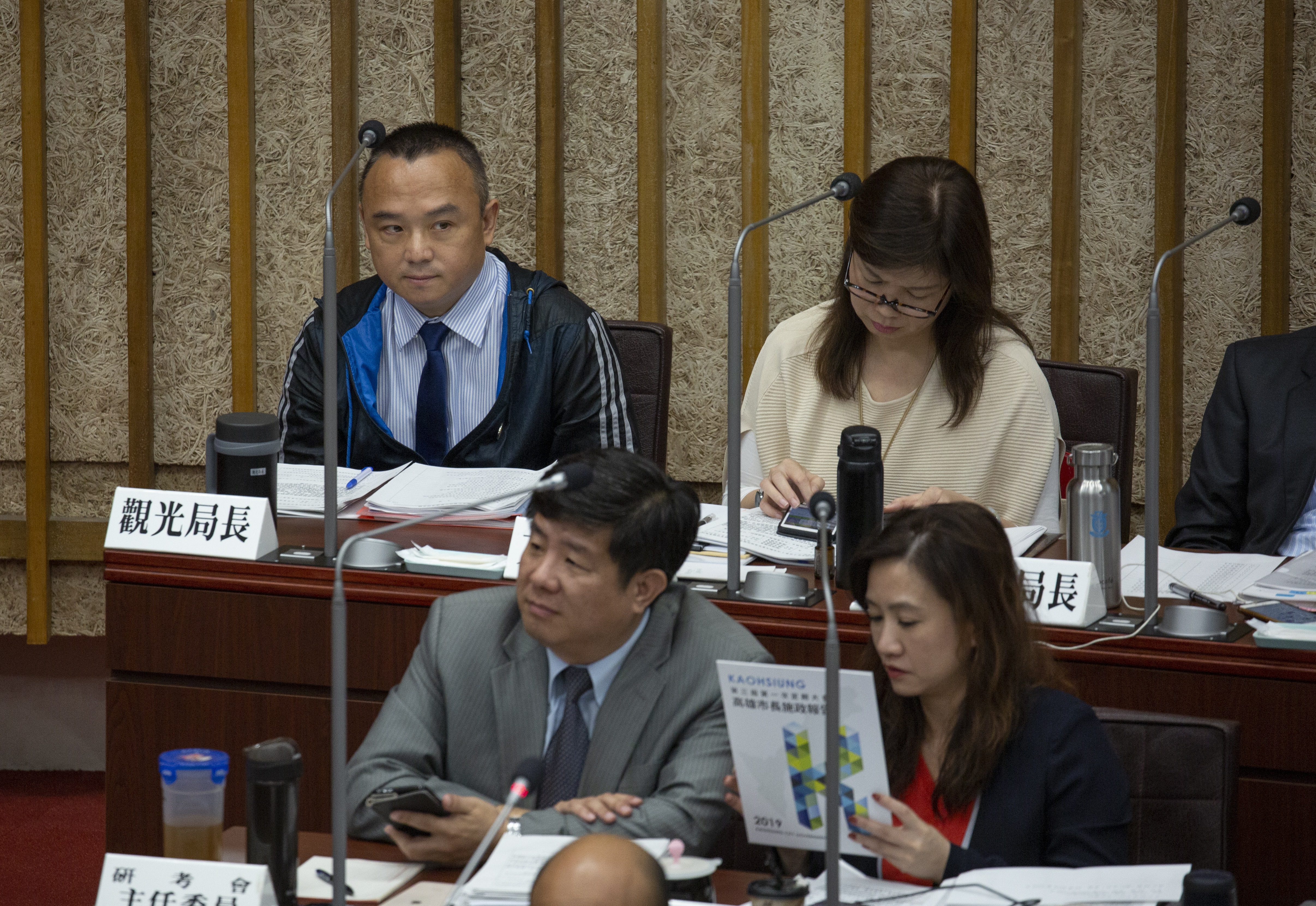 潘恒旭先前也丟出「祭品文」，不過目前神隱未做回應。