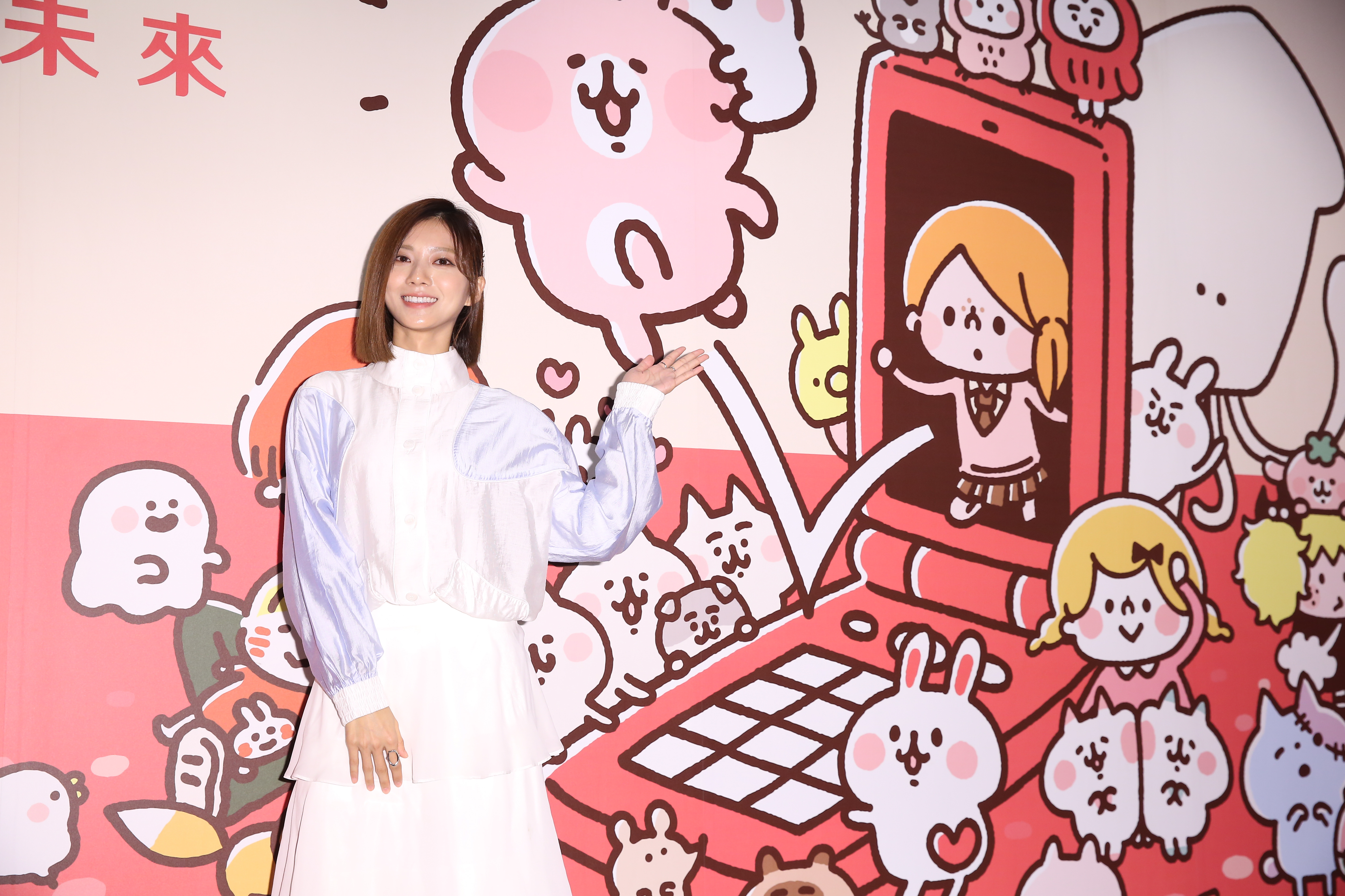 豆花妹蔡黃汝出席卡娜赫拉15週年特展。