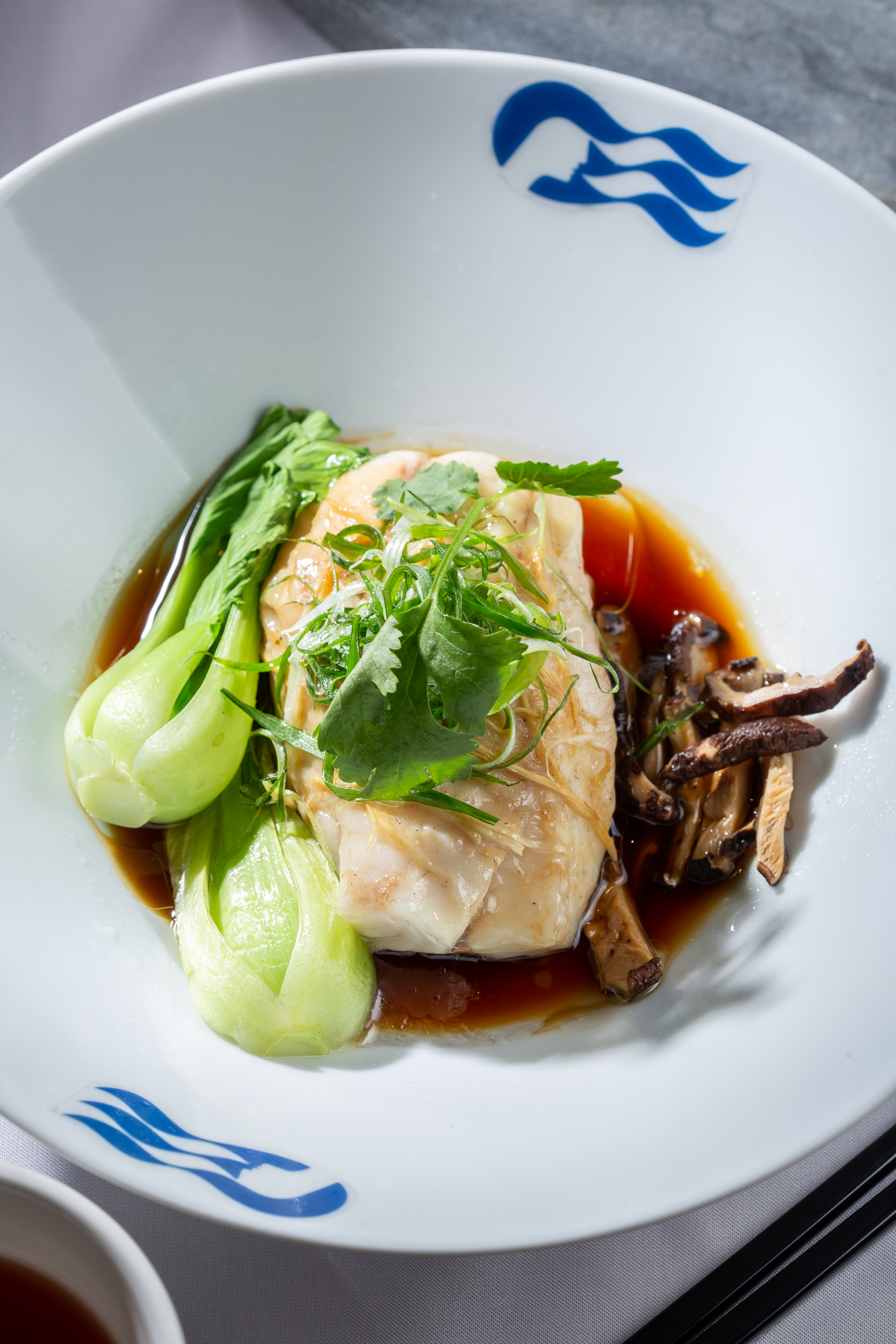 「清蒸薑汁鱈魚」沒有過多調味，突顯食材原味。（觀瀾軒菜色）。