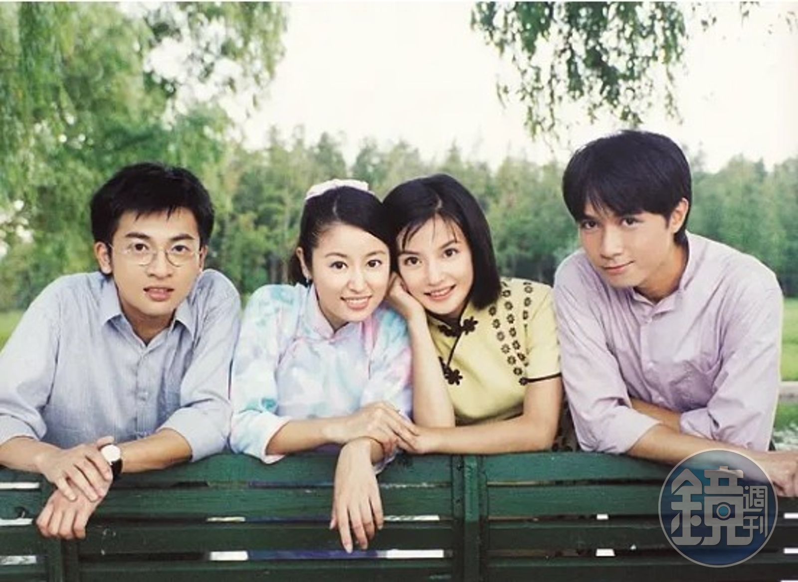 【非売品】蘇有朋、古巨基、趙薇、林心如出演ドラマ「情深深雨濛濛」うちわ【超レア】 非売品】蘇有朋、古巨基、趙薇、林心如出演ドラマ「情深深雨濛濛