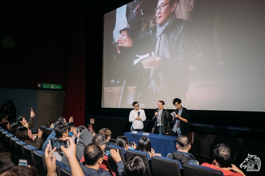 金馬國際影展「焦點導演」單元邀請周防正行（站立者，中）來台，與影迷分享他的創作軌跡。（金馬執委會提供）