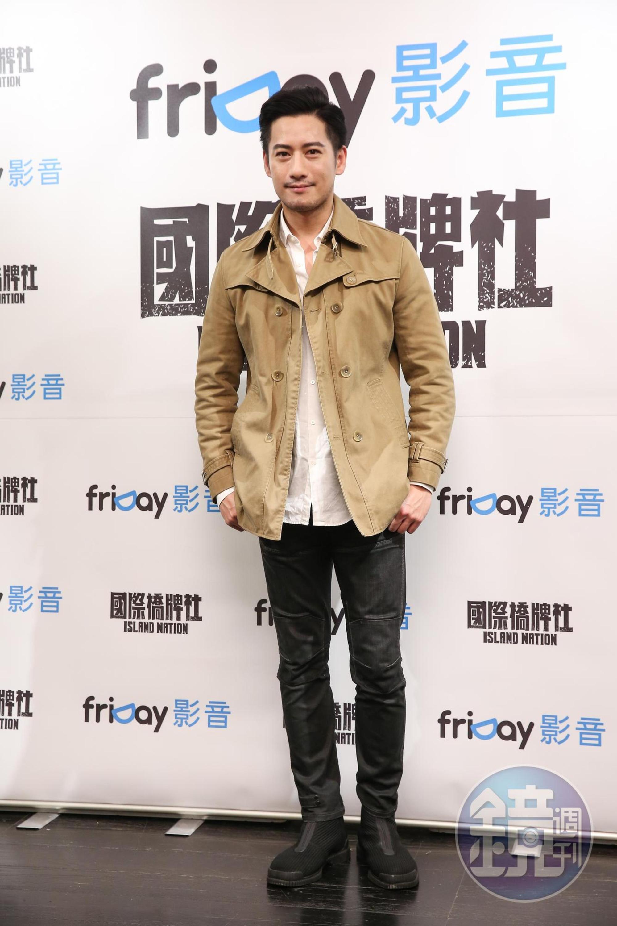 周孝安在《國際橋牌社》飾演侍衛。